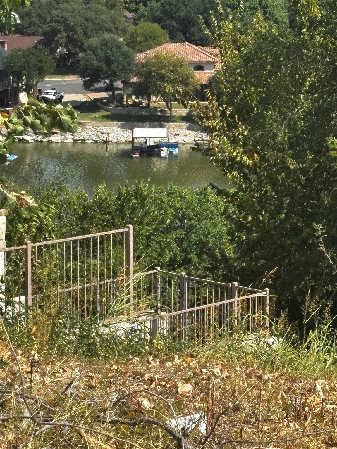 main property photo 7