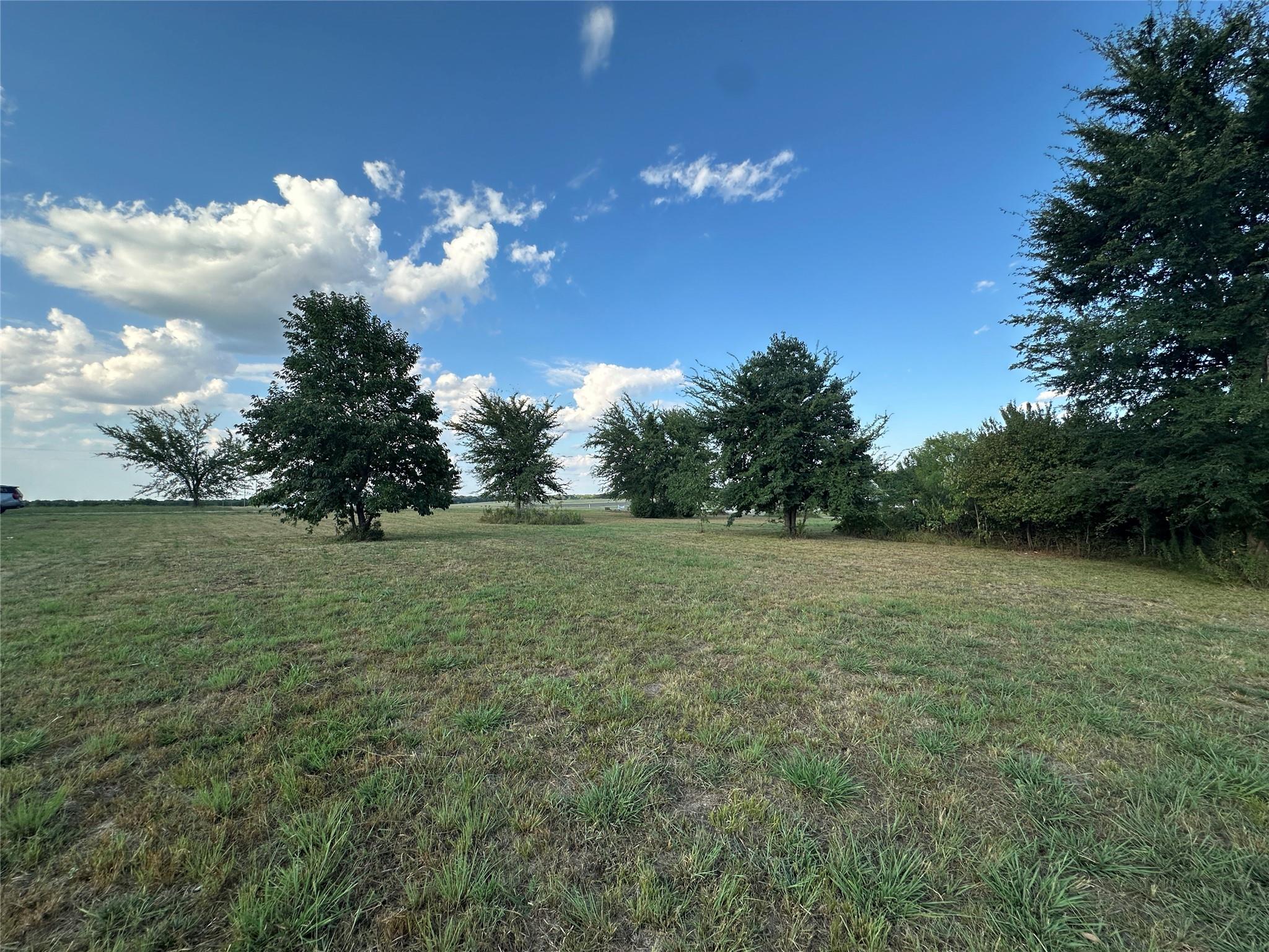 main property photo 11