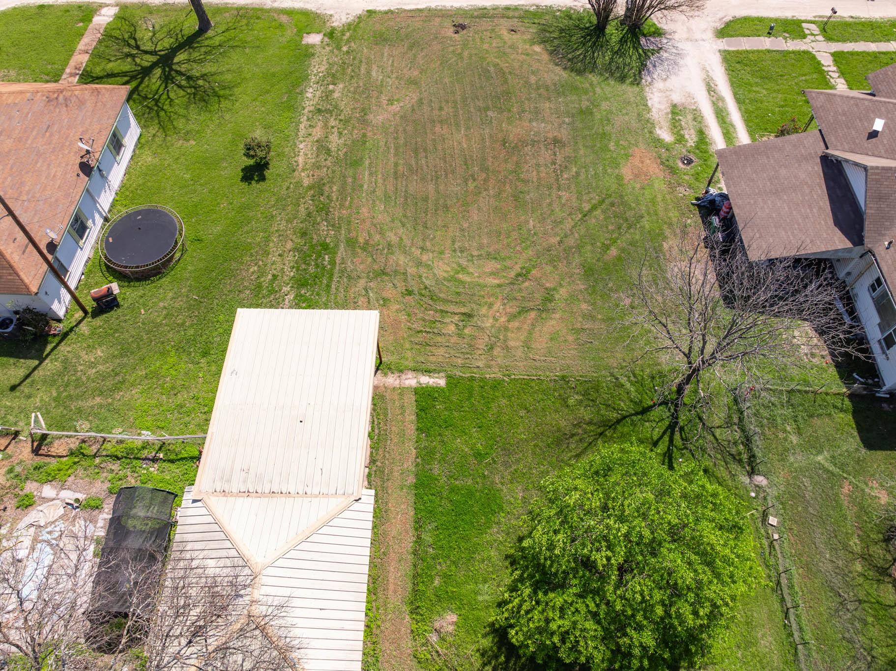 main property photo 10