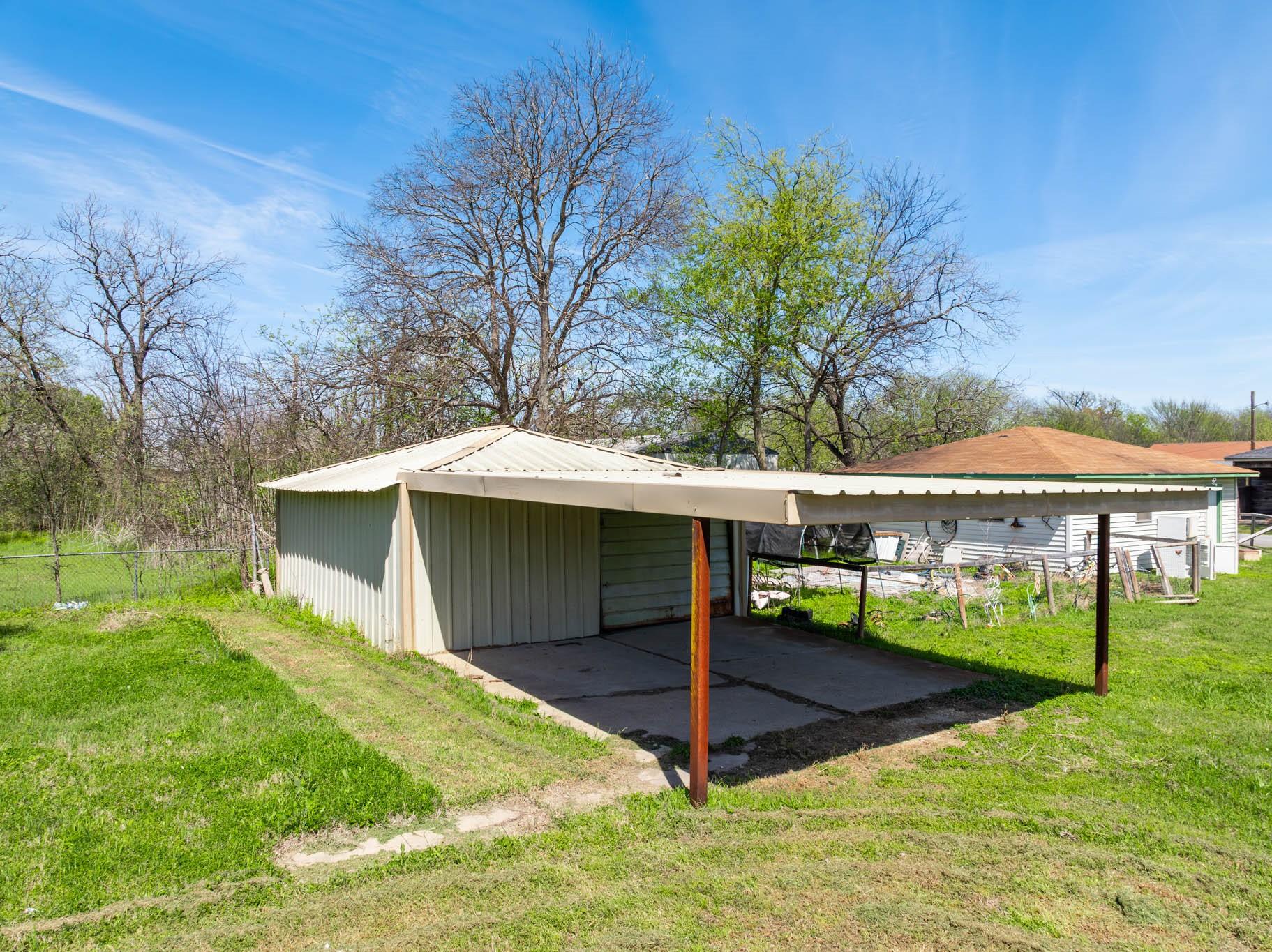 main property photo 5