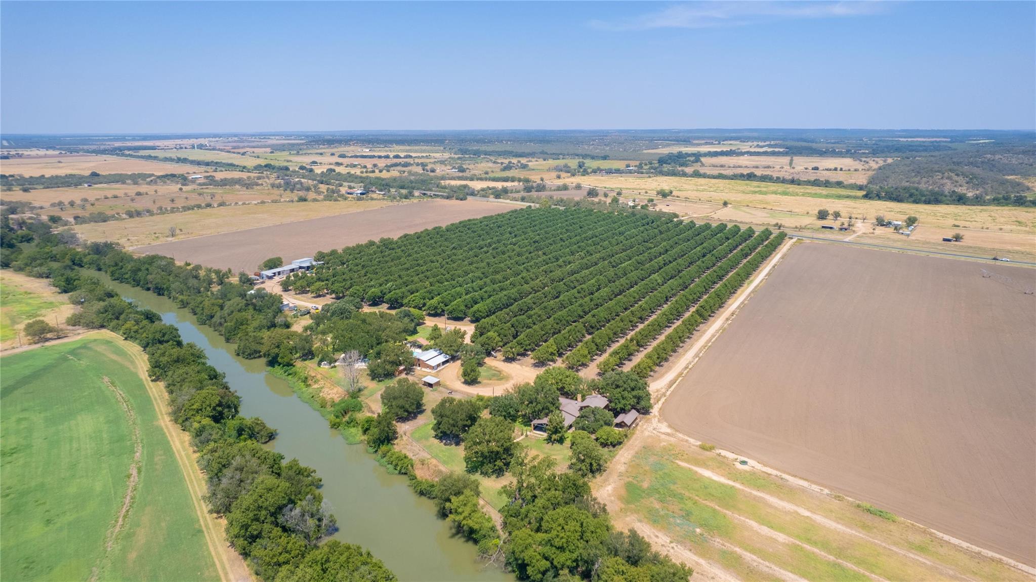 main property photo 29