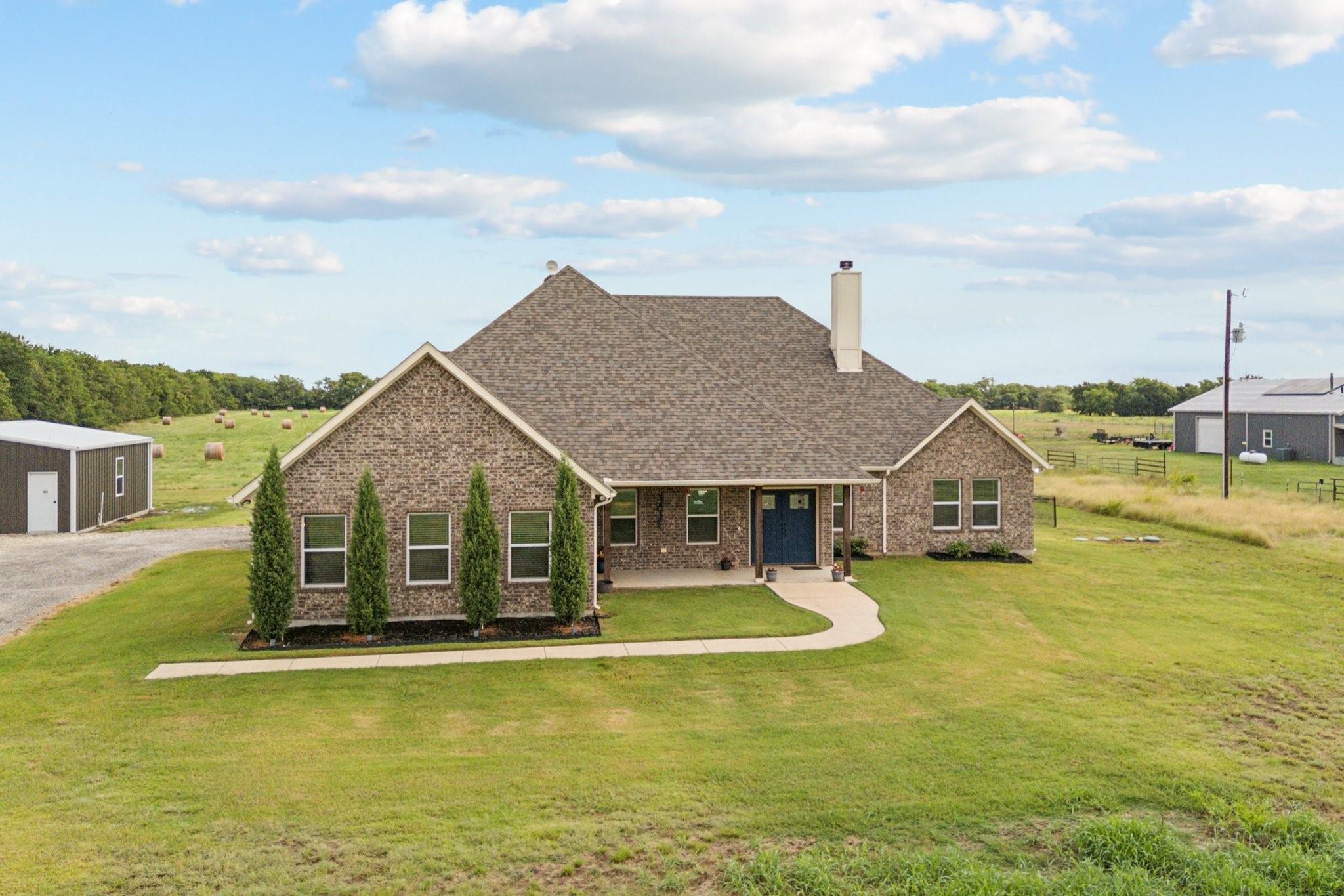 main property photo 35