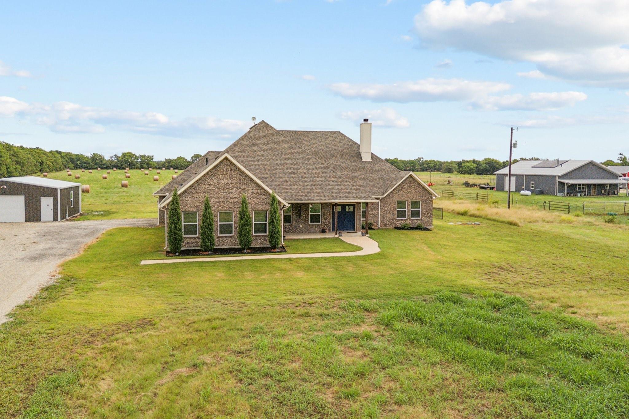 main property photo 36
