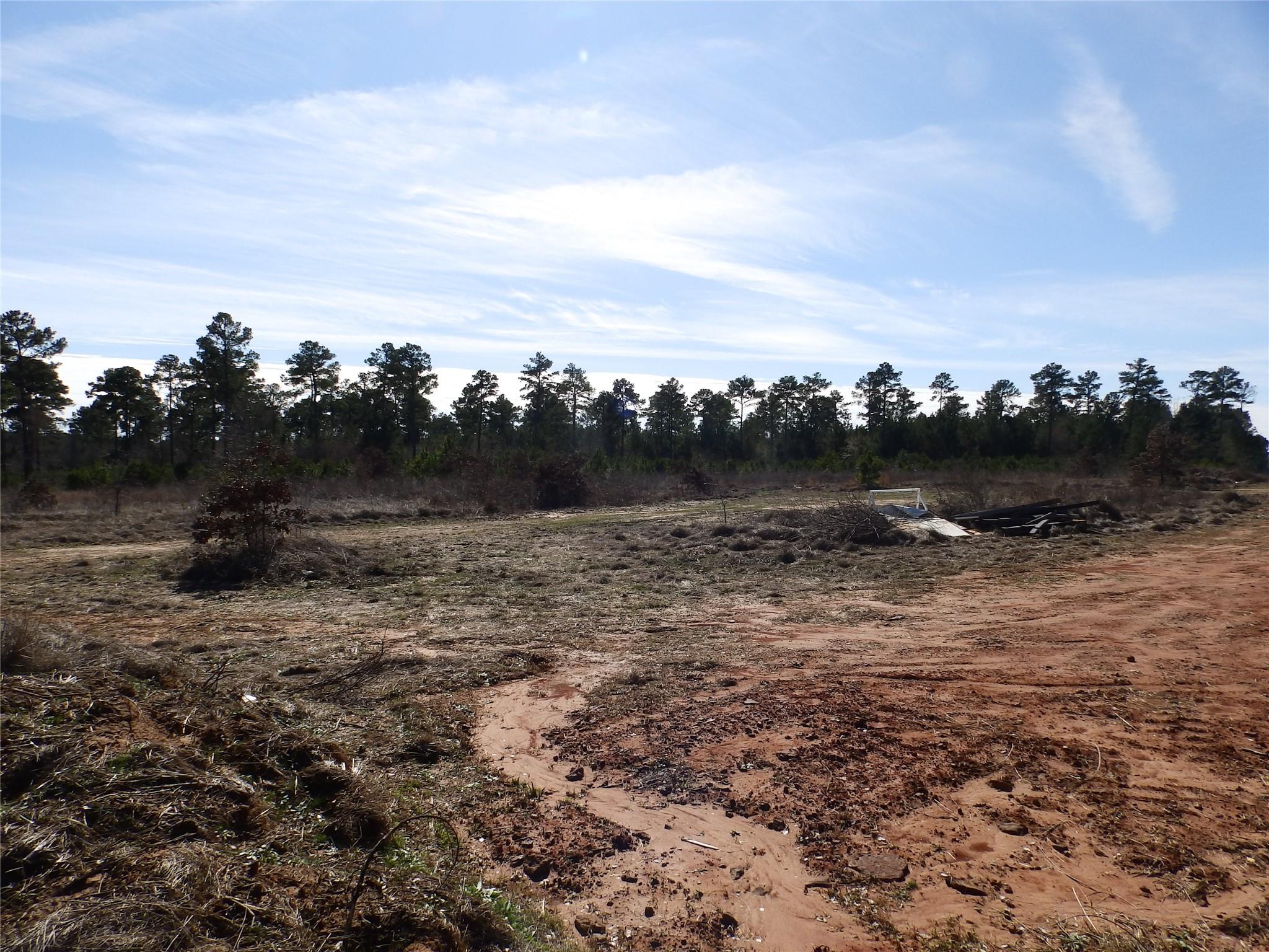 main property photo 23