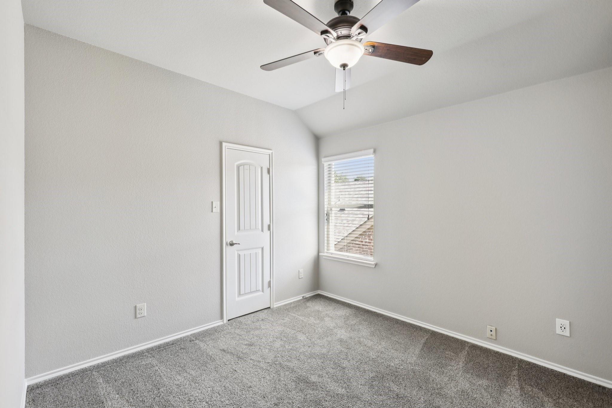 property viewer photo 20