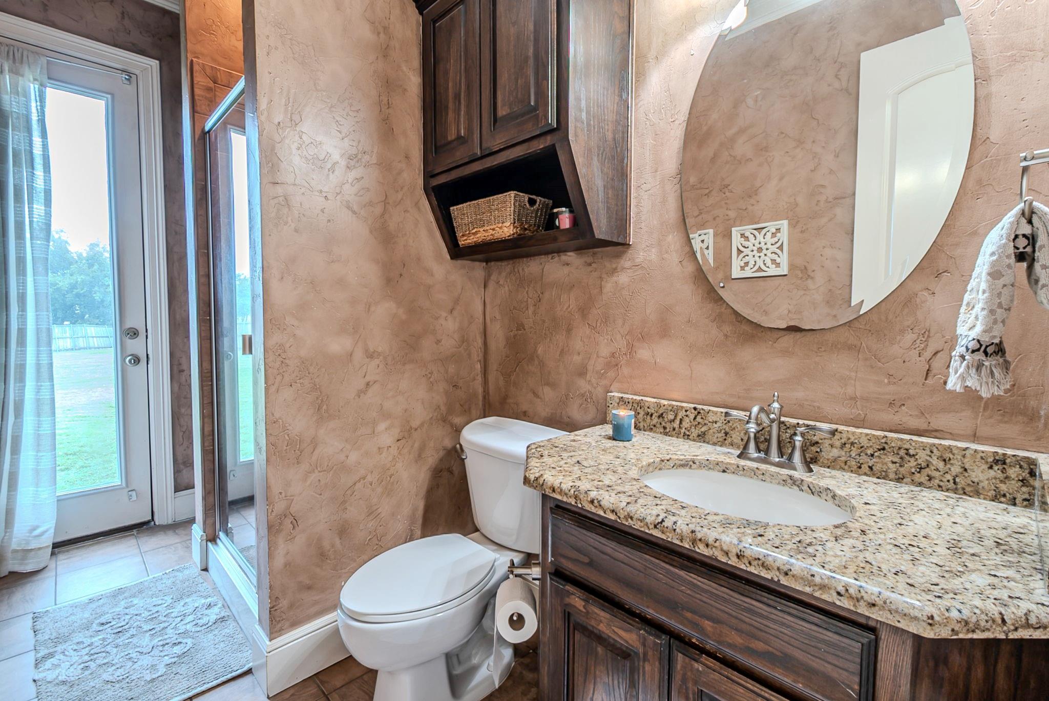main property photo 19