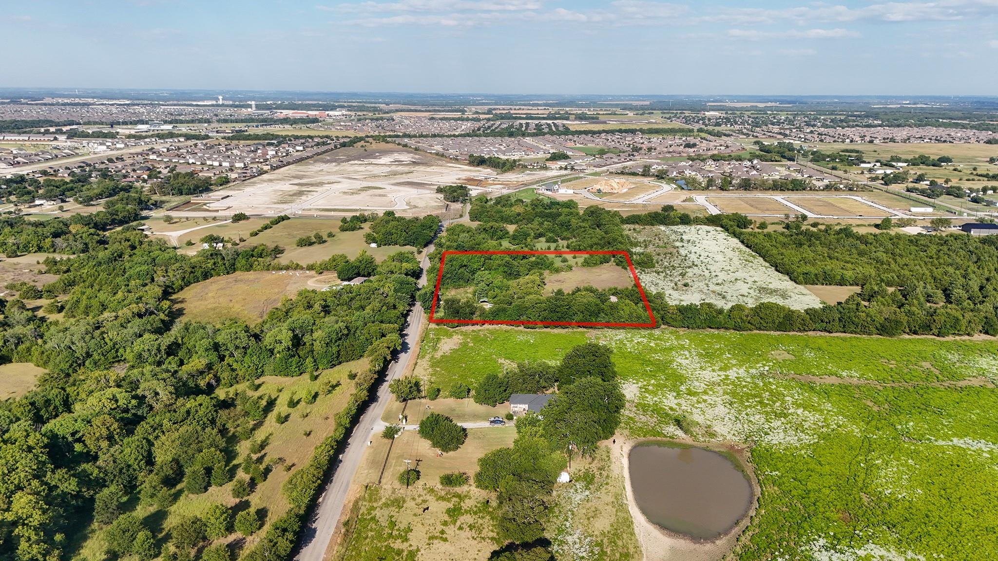 main property photo 9