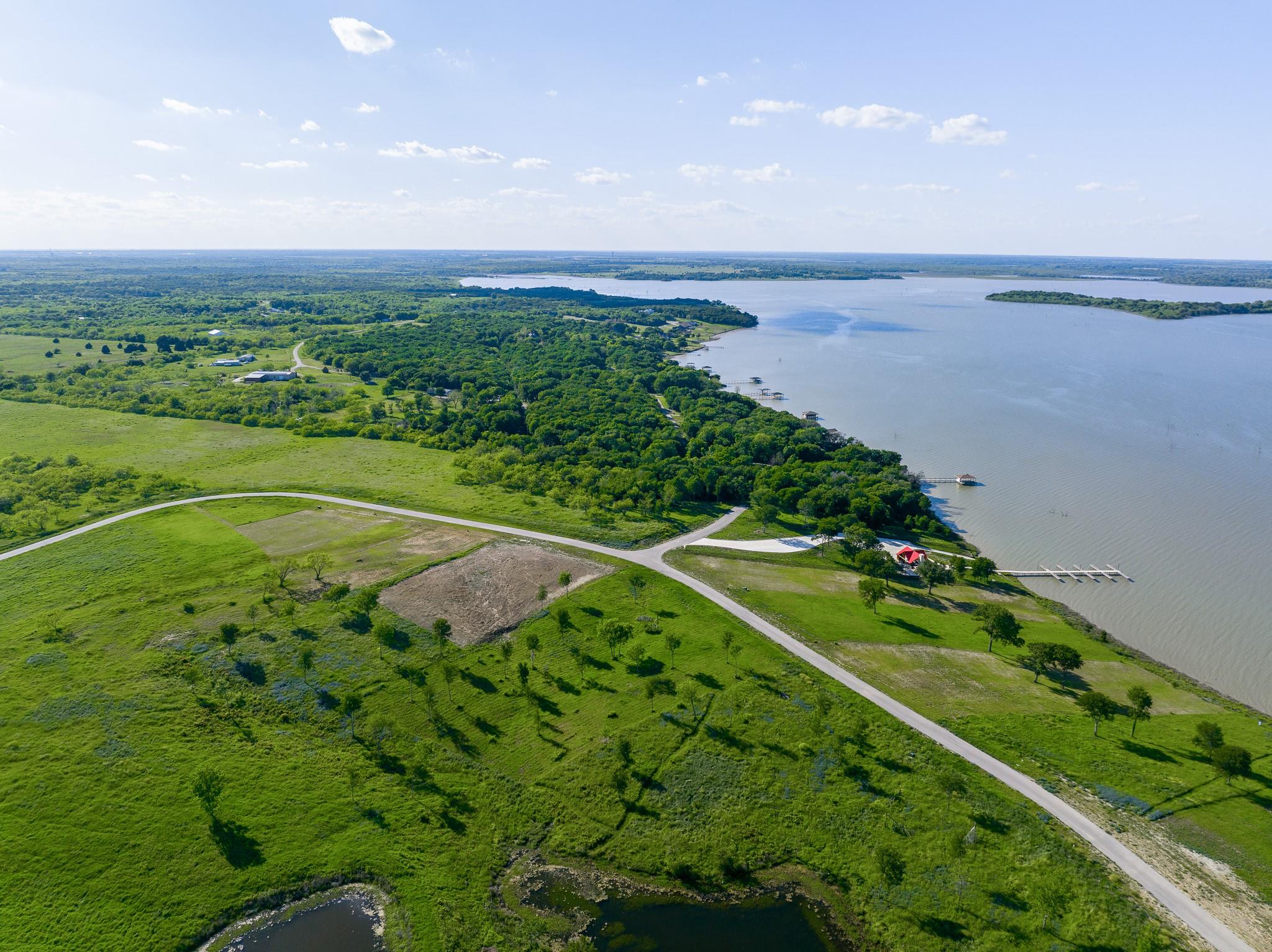 main property photo 36