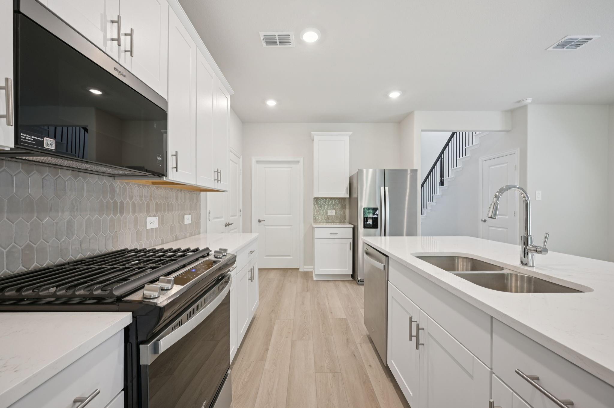property viewer photo 2