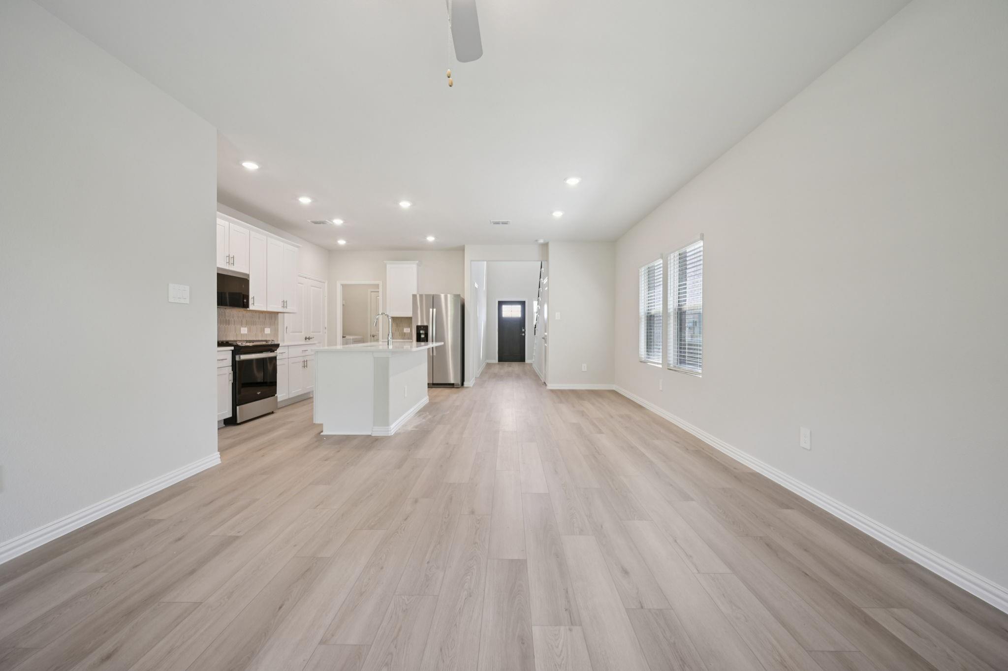 property viewer photo 7