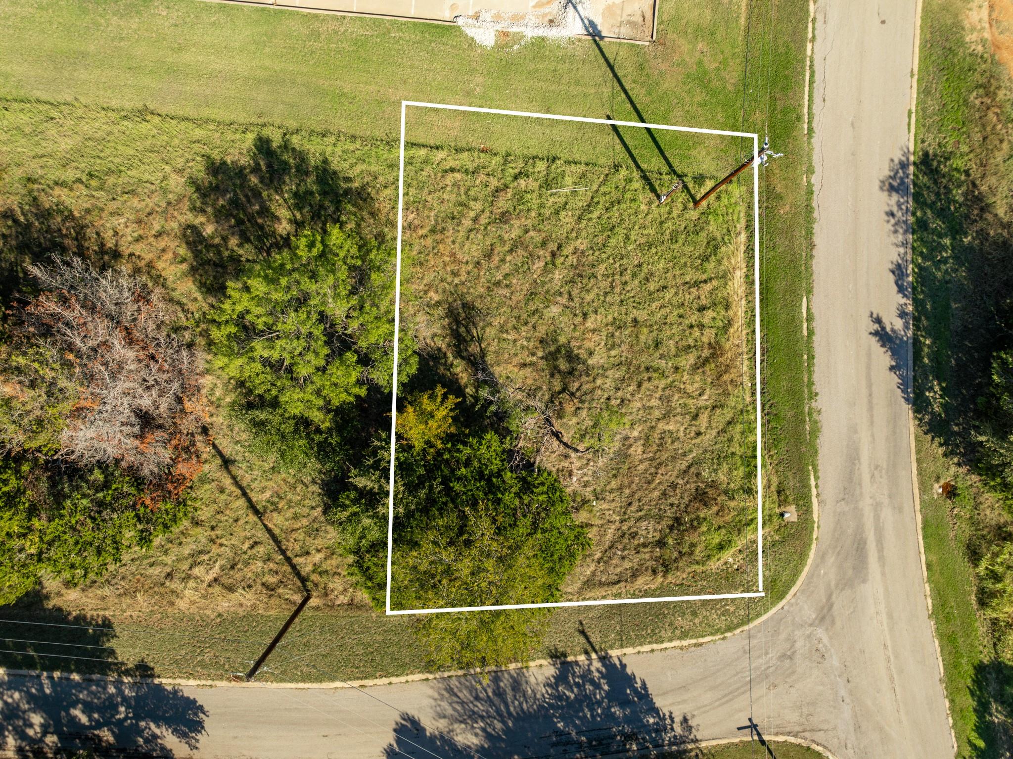 main property photo 39
