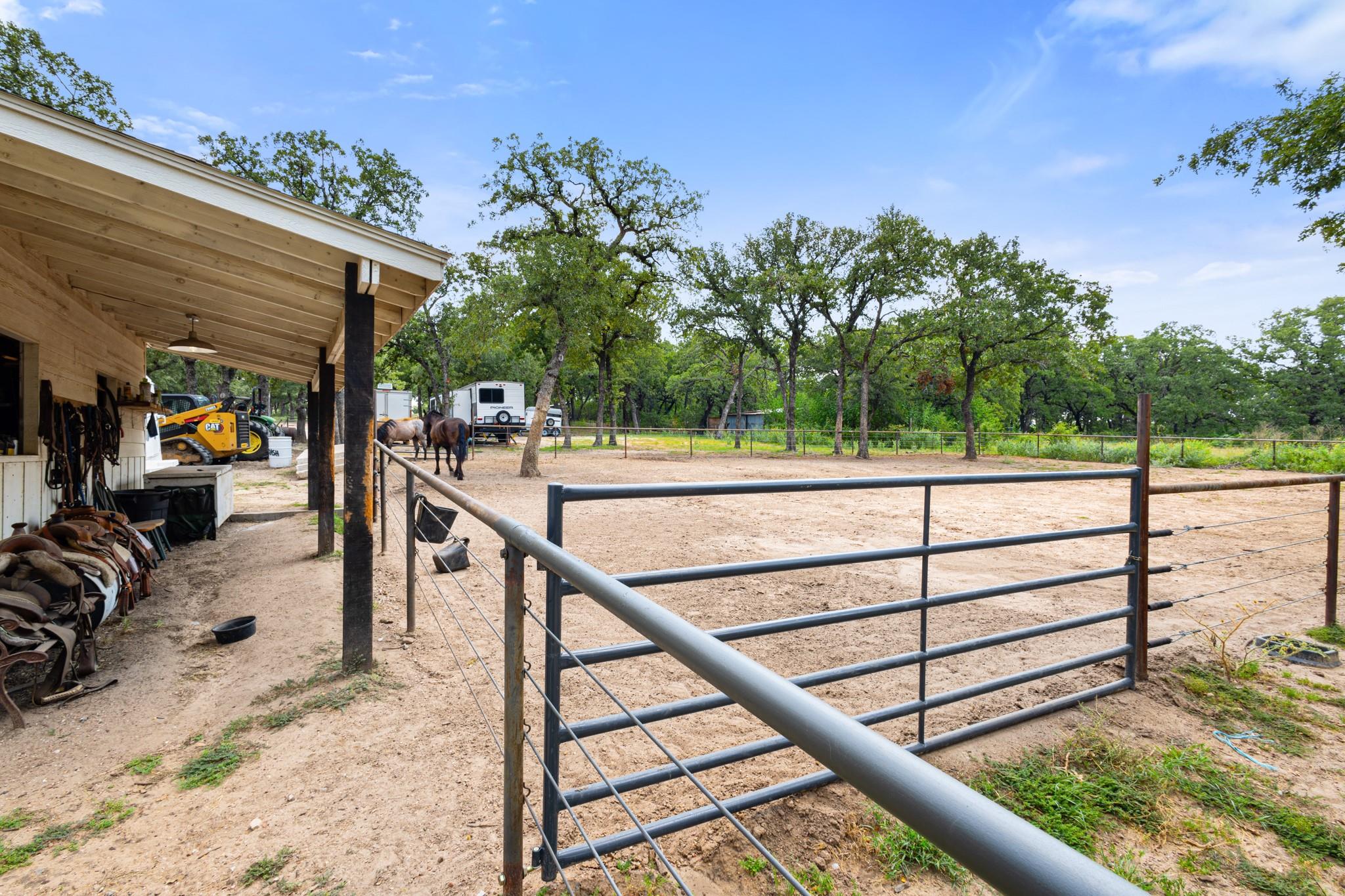 main property photo 18