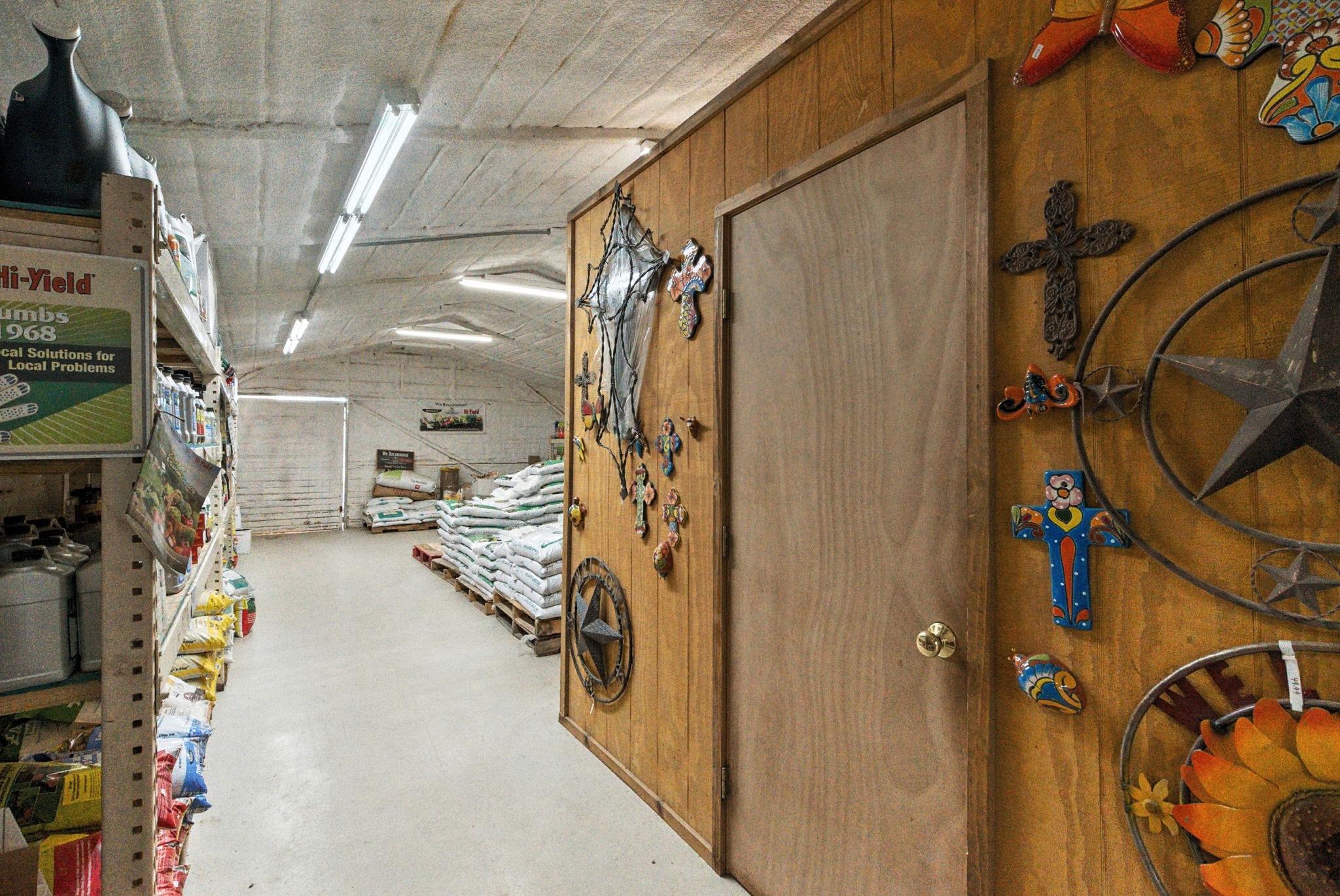 main property photo 17