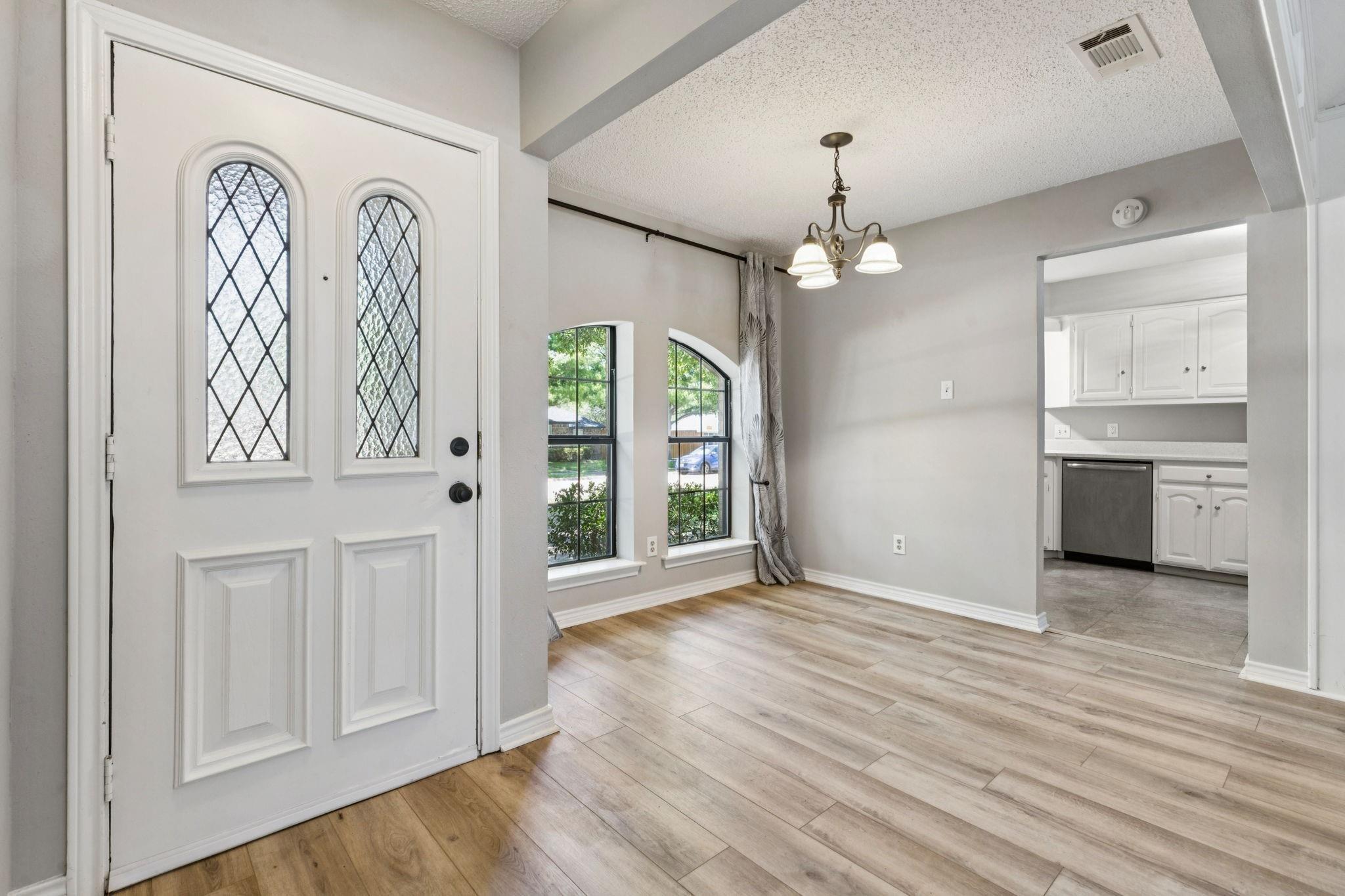 property viewer photo 2