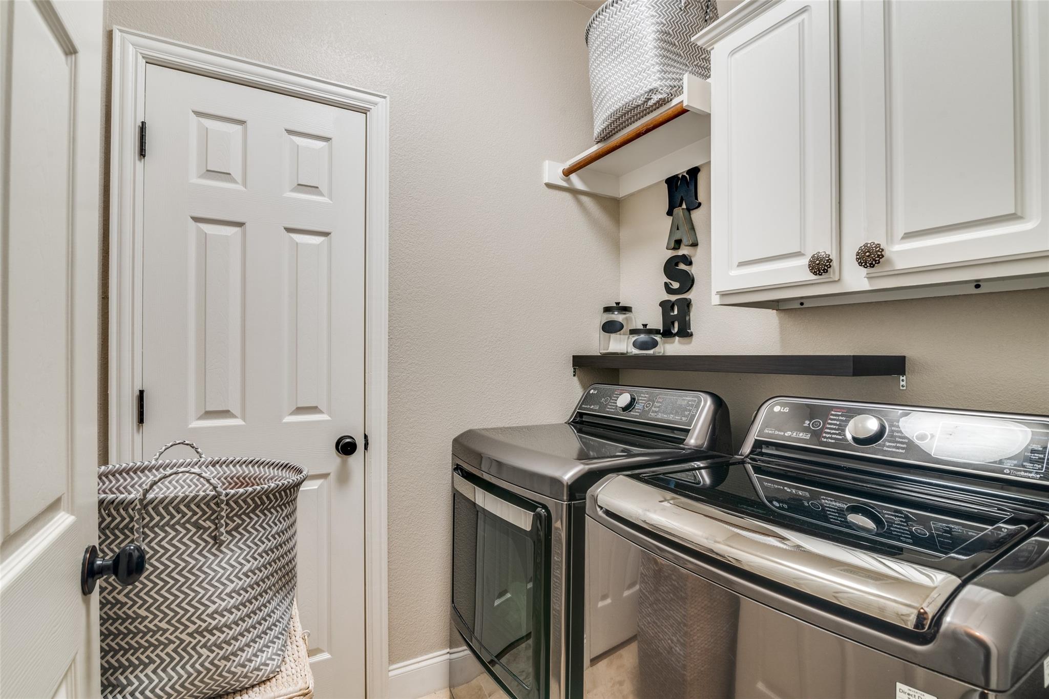 property viewer photo 14