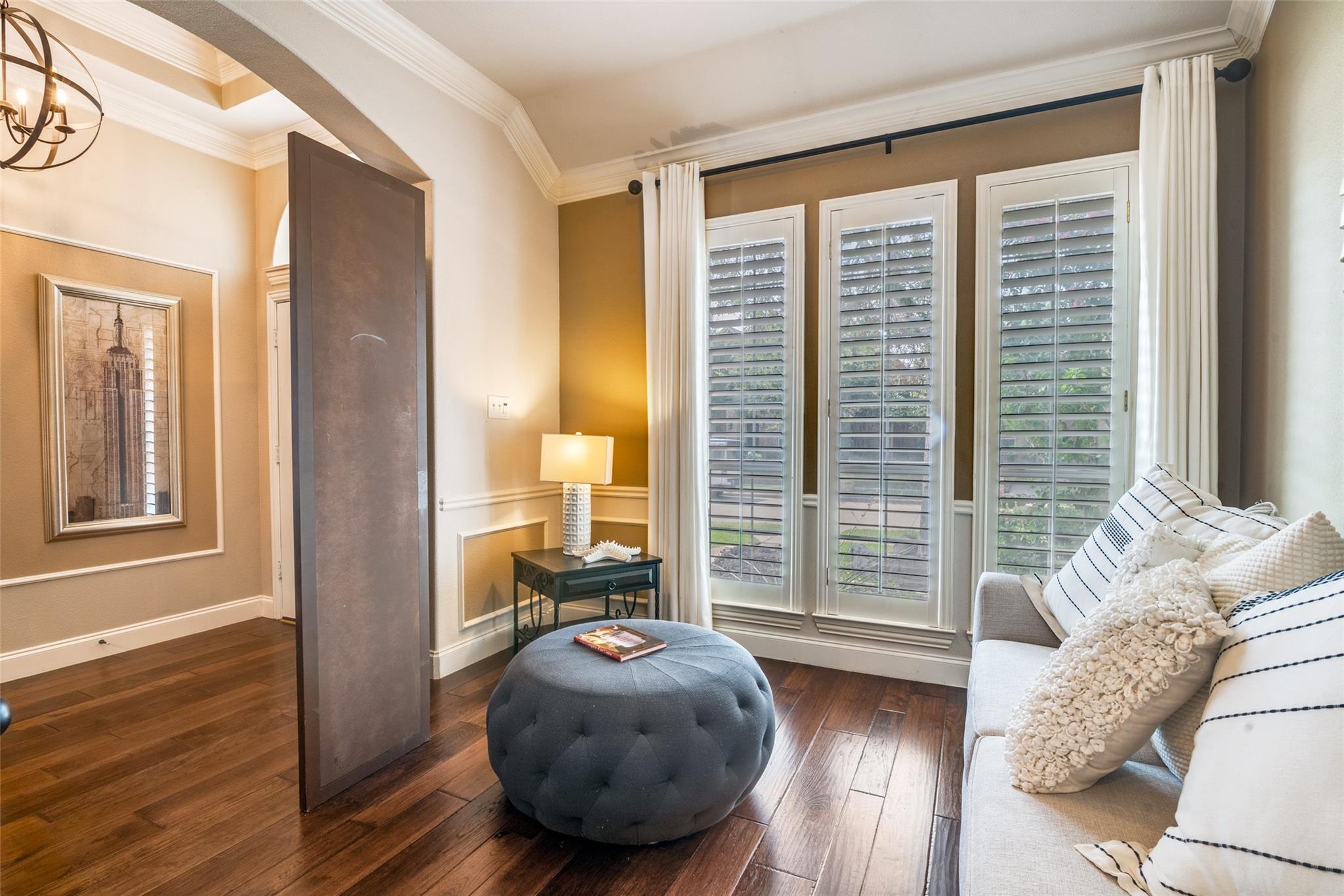 property viewer photo 6