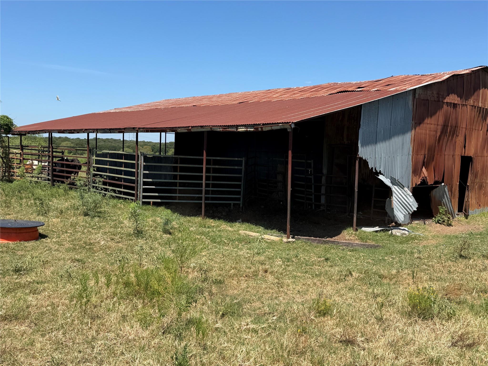 main property photo 35