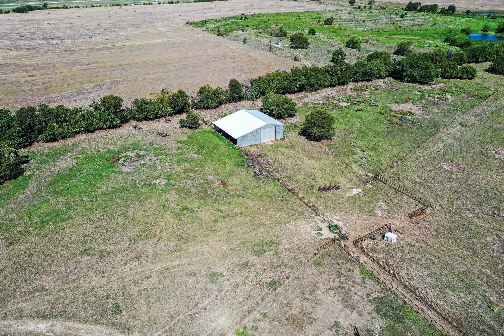 main property photo 24