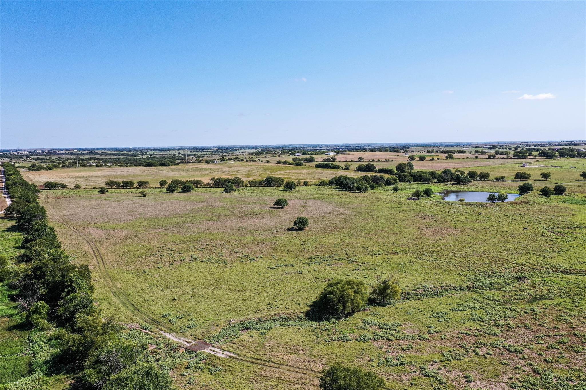 main property photo 26