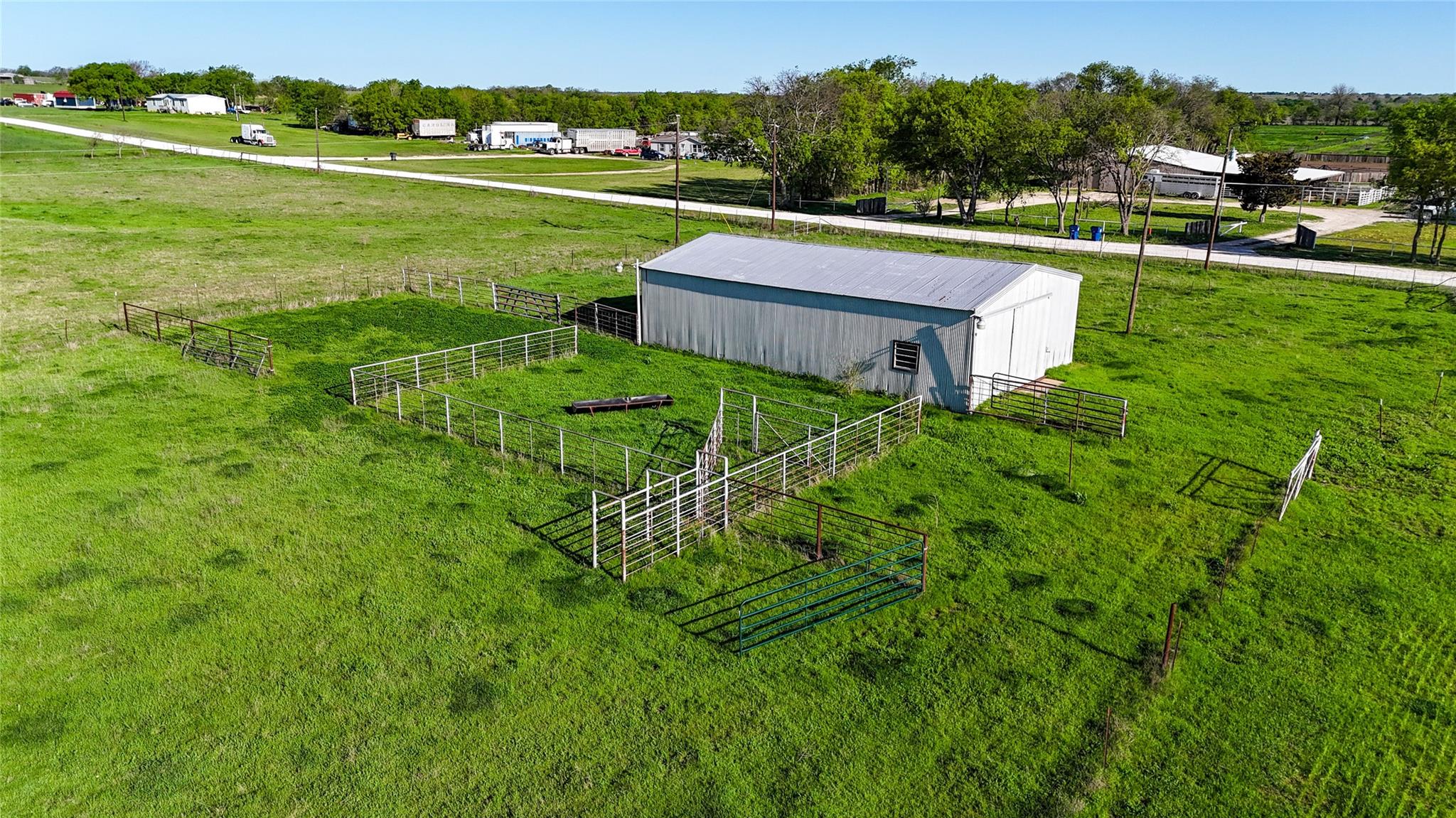 main property photo 6