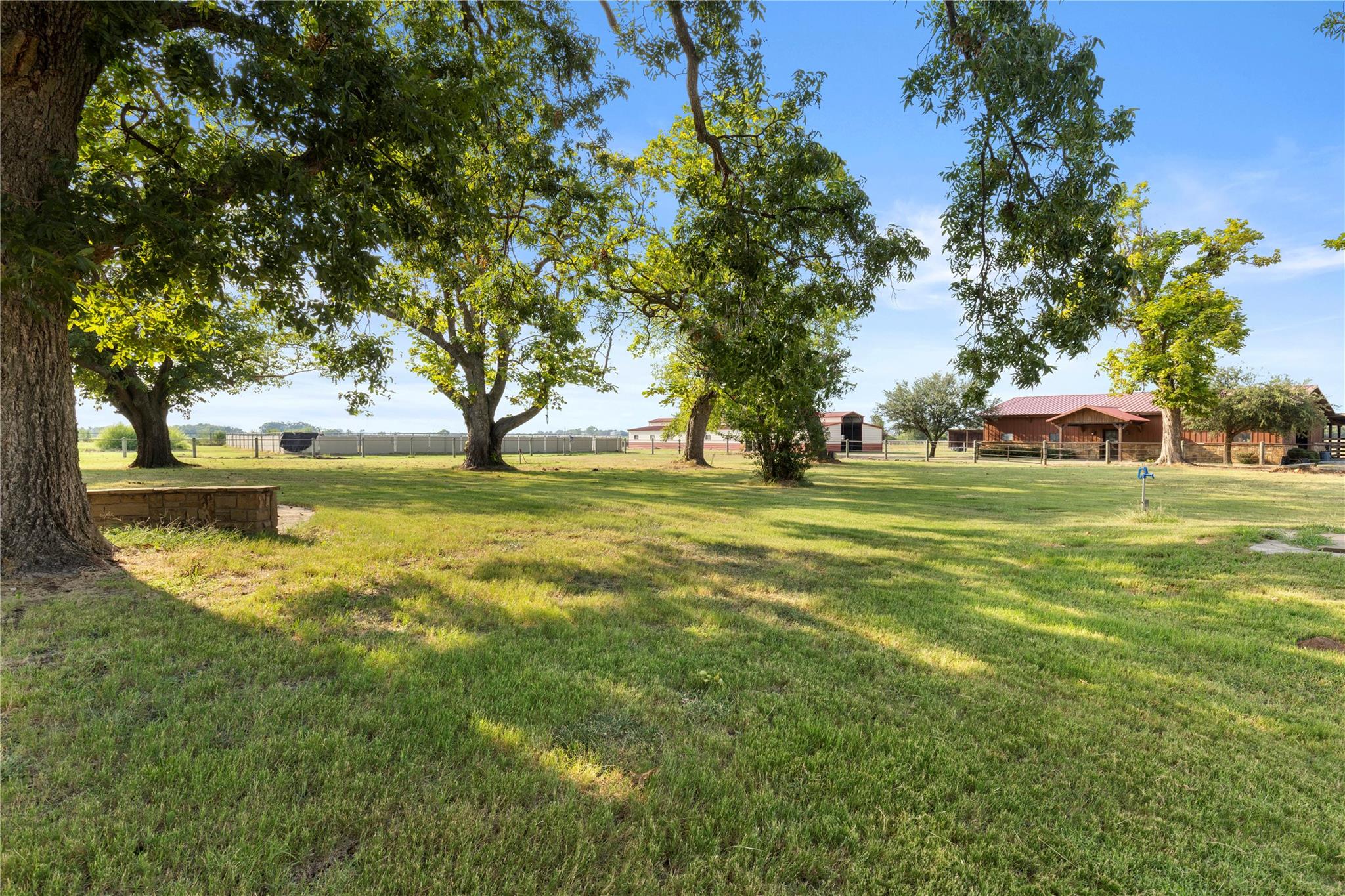 main property photo 26