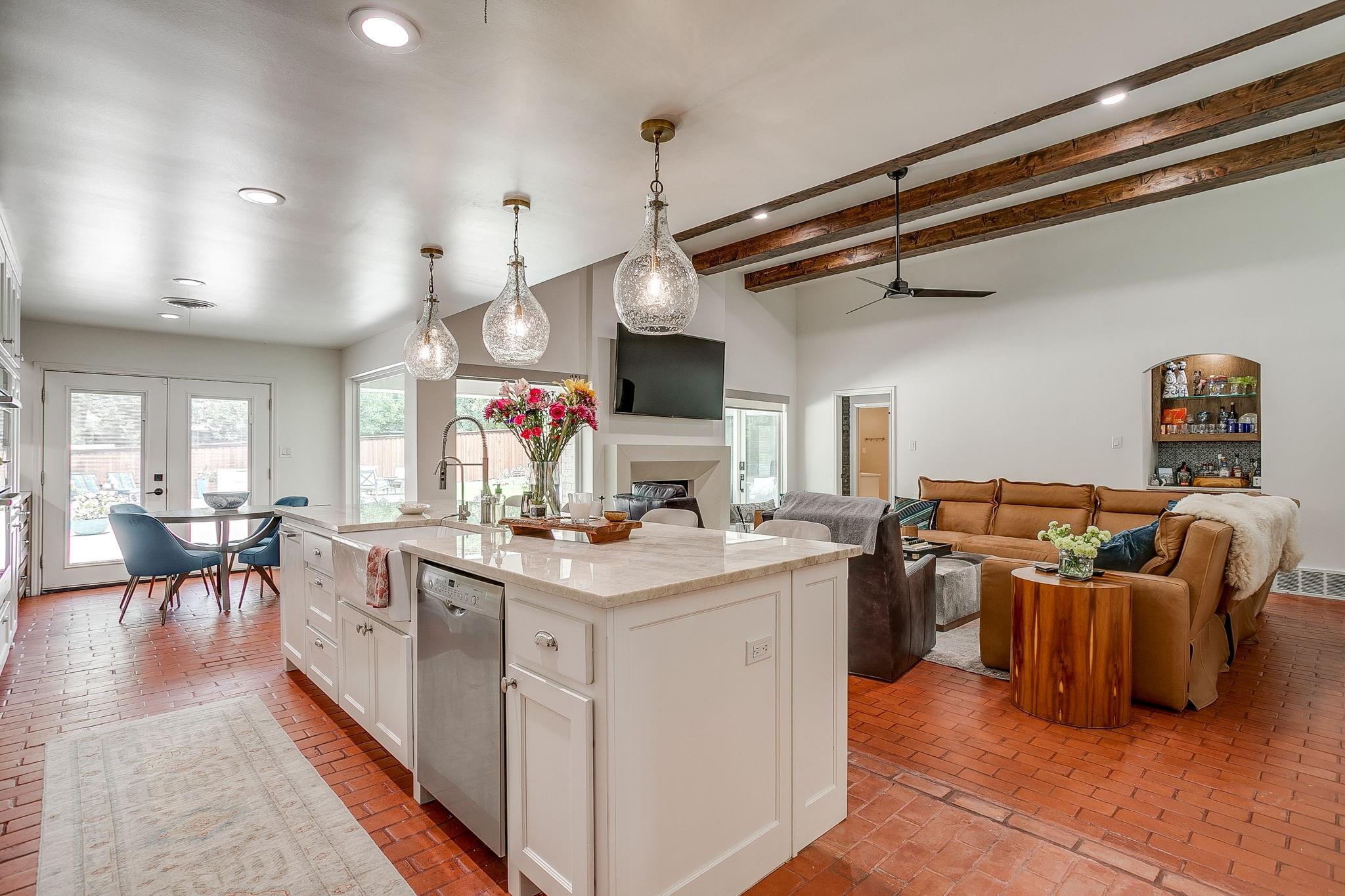 property viewer photo 10