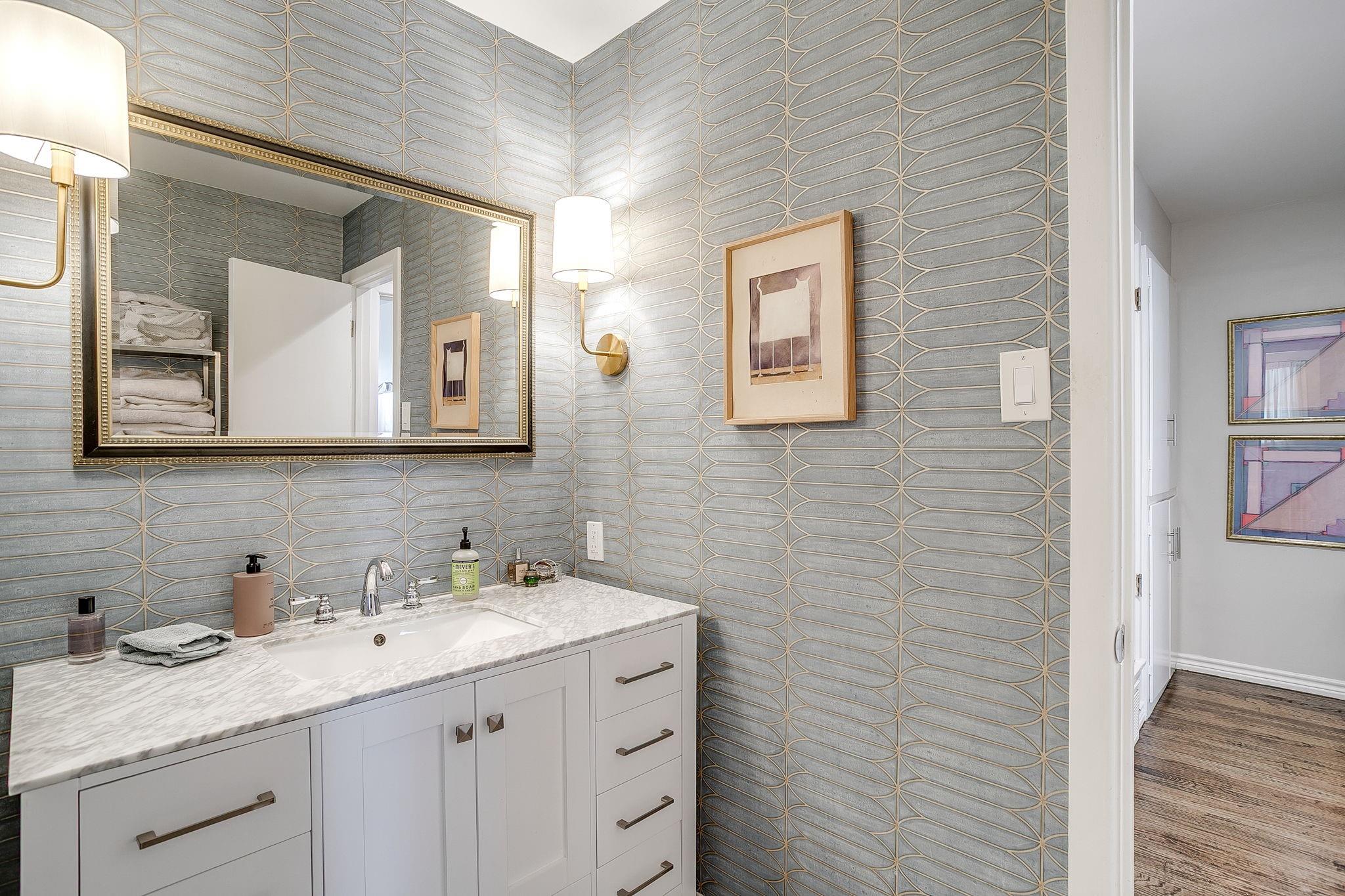 property viewer photo 29