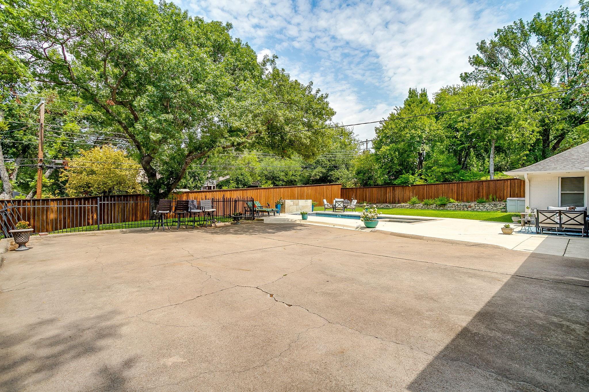 property viewer photo 39