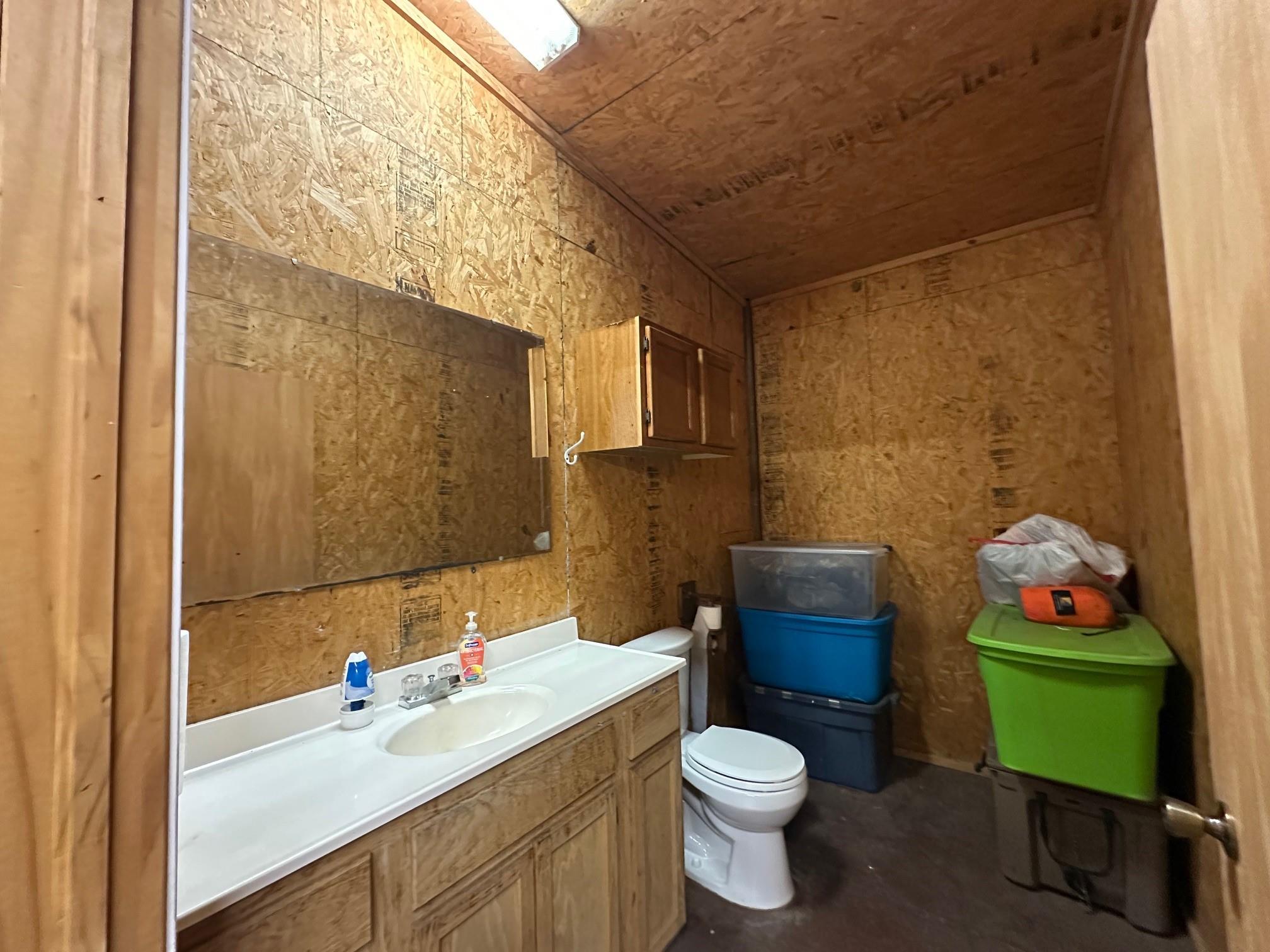 main property photo 12