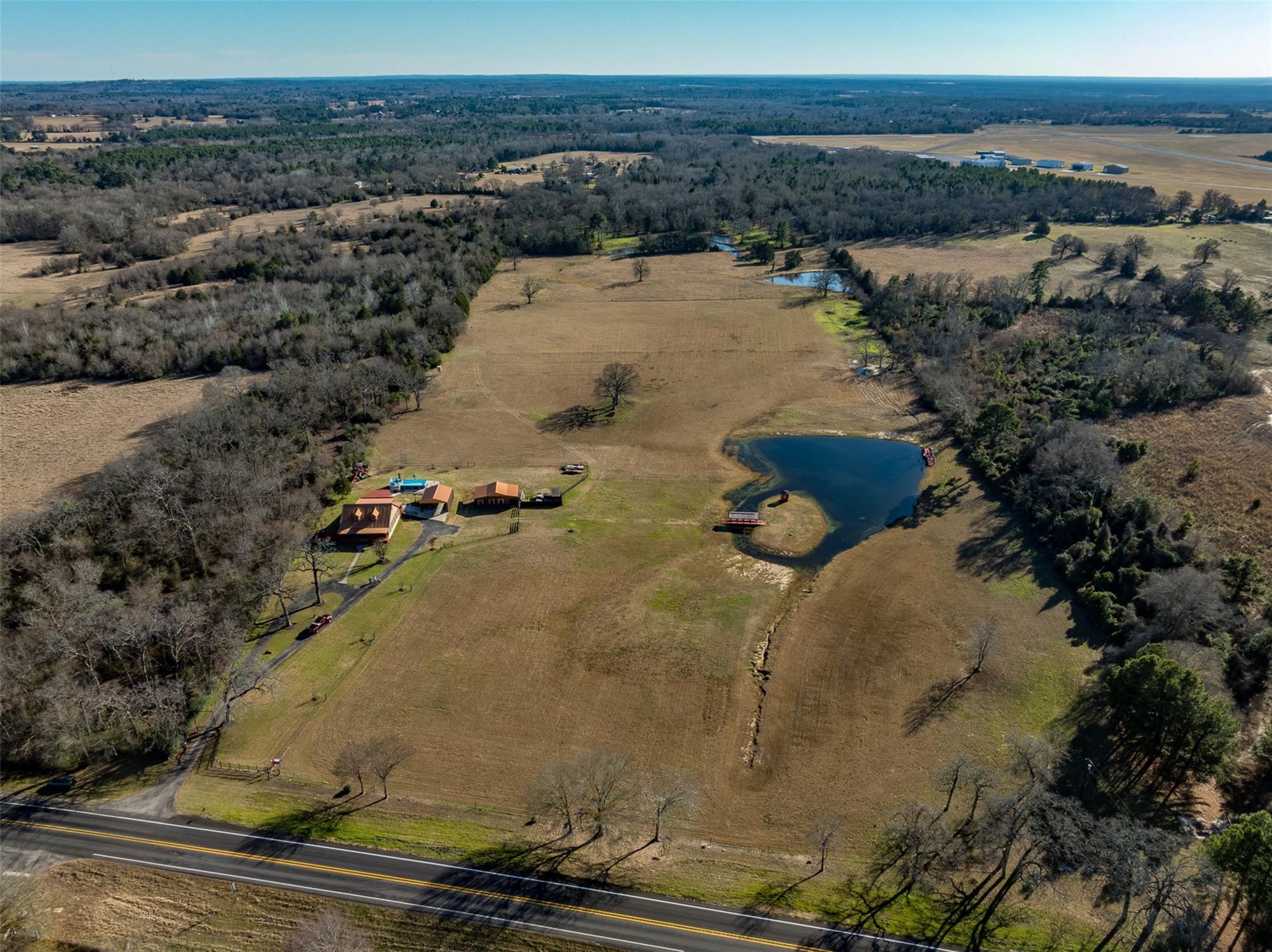 main property photo 34