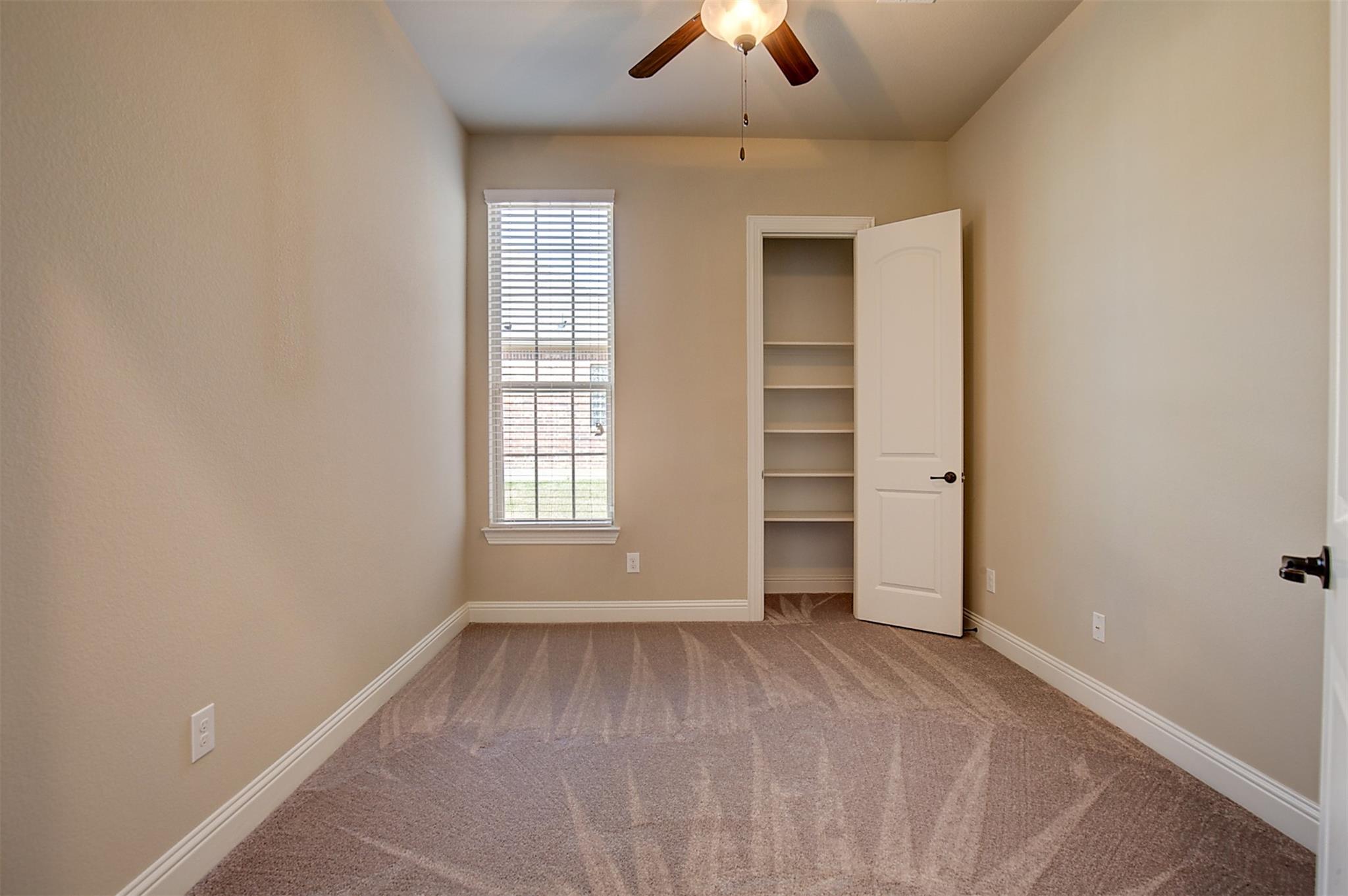 property viewer photo 4