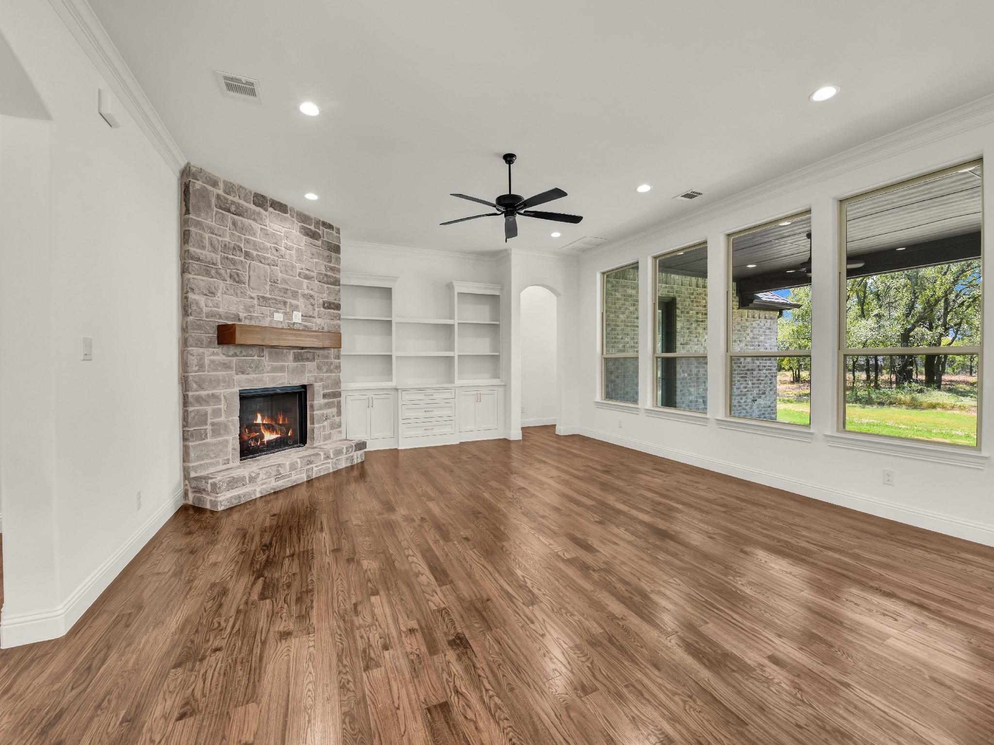 property viewer photo 18