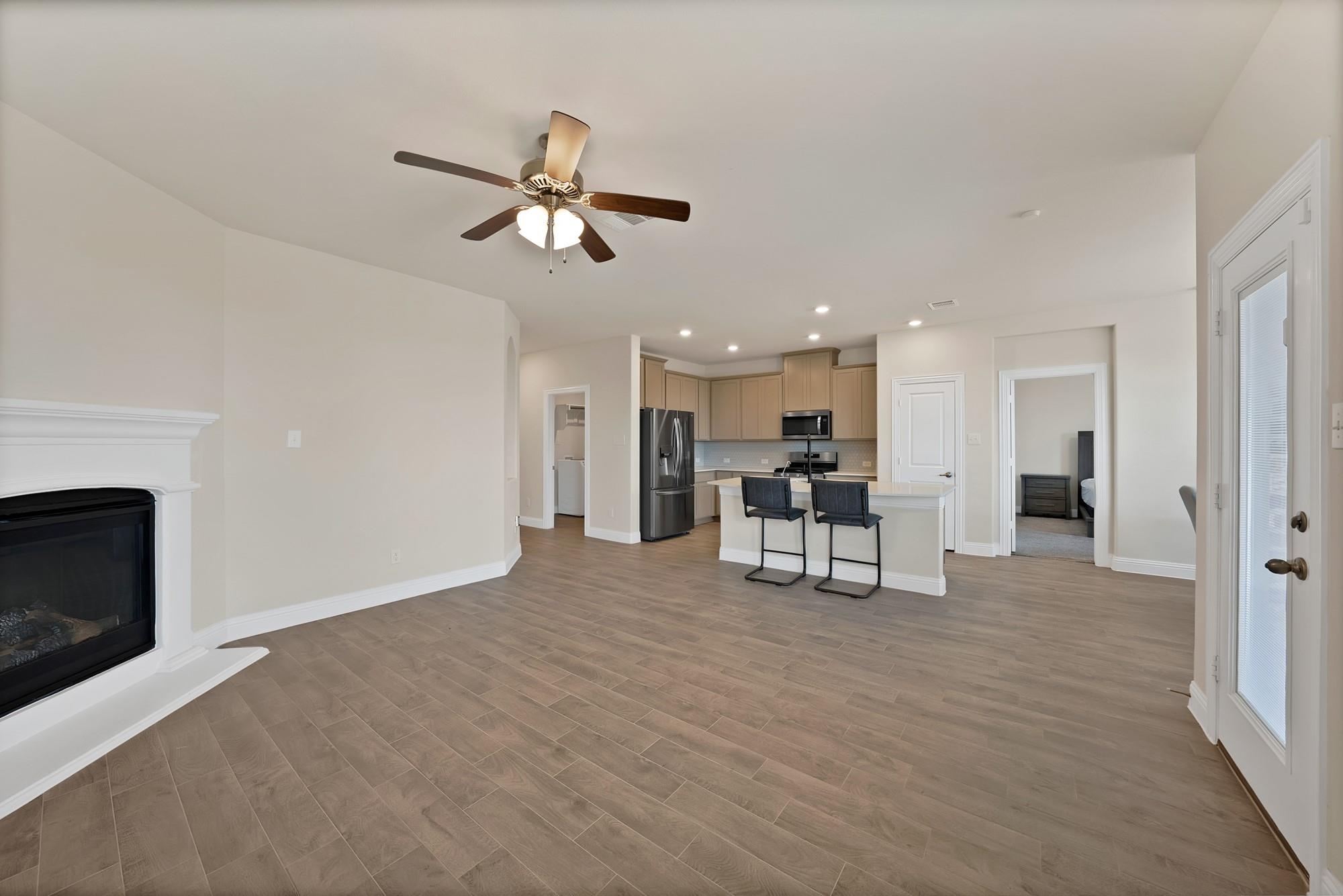 property viewer photo 4