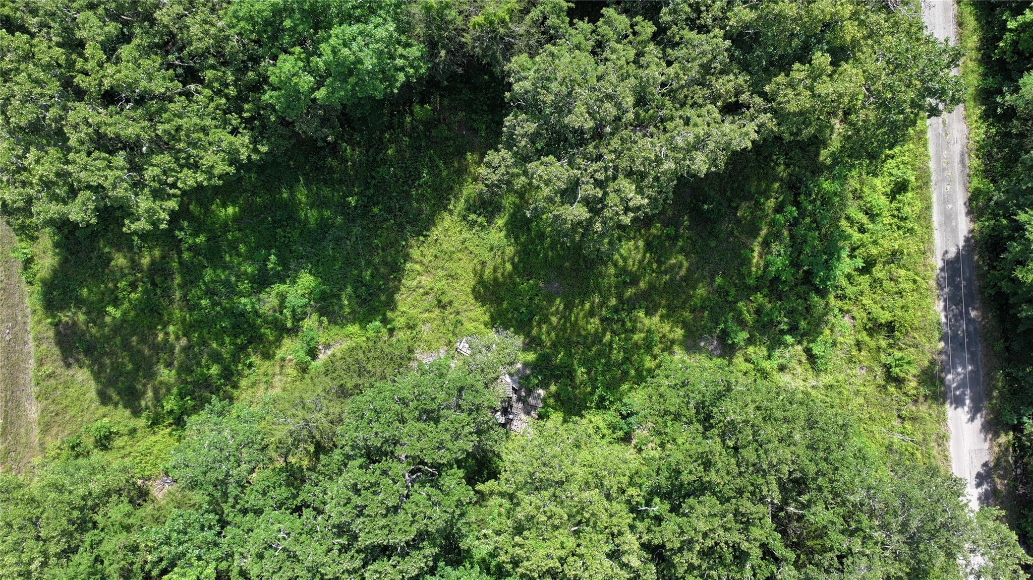 main property photo 11