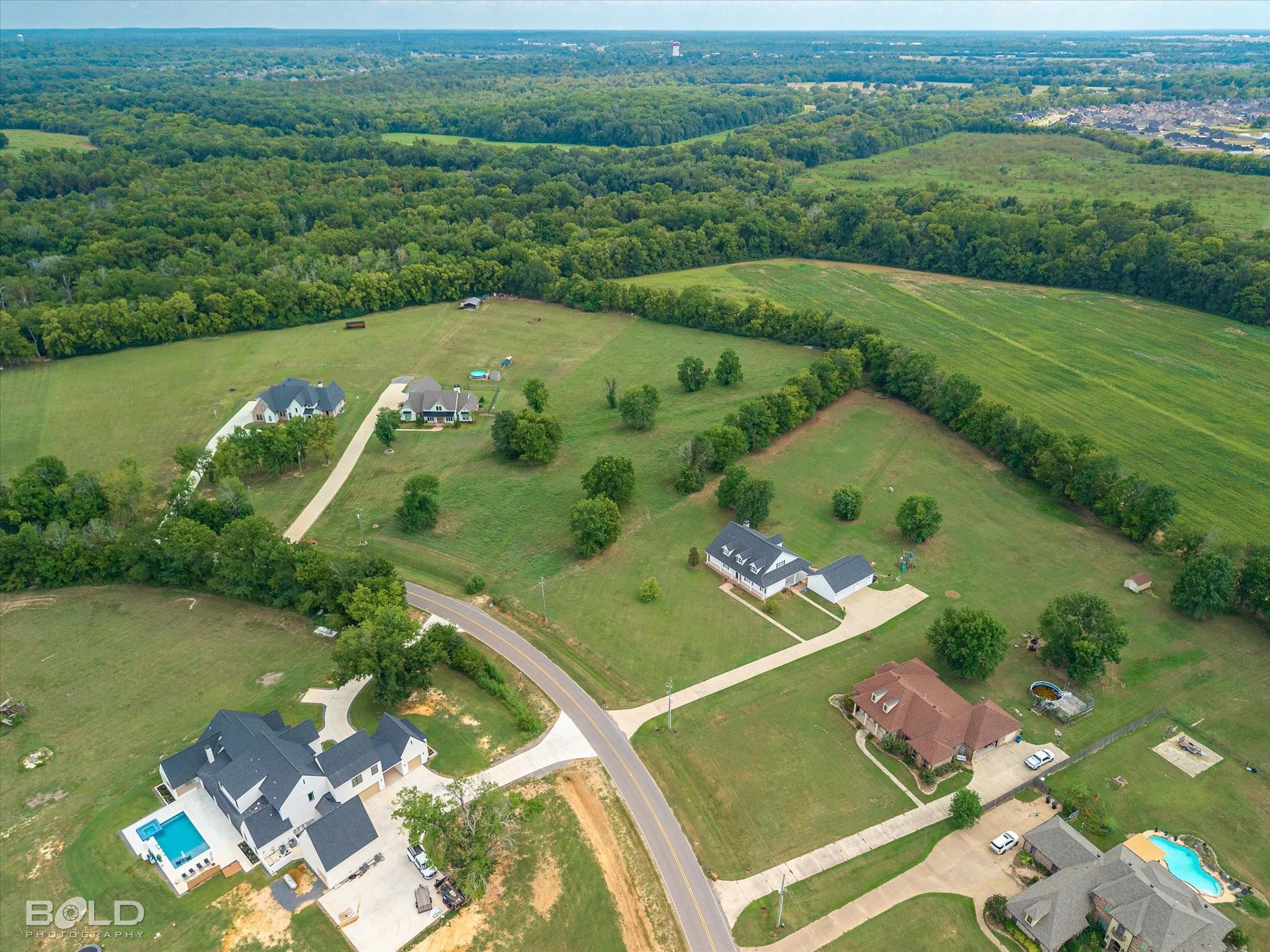main property photo 7