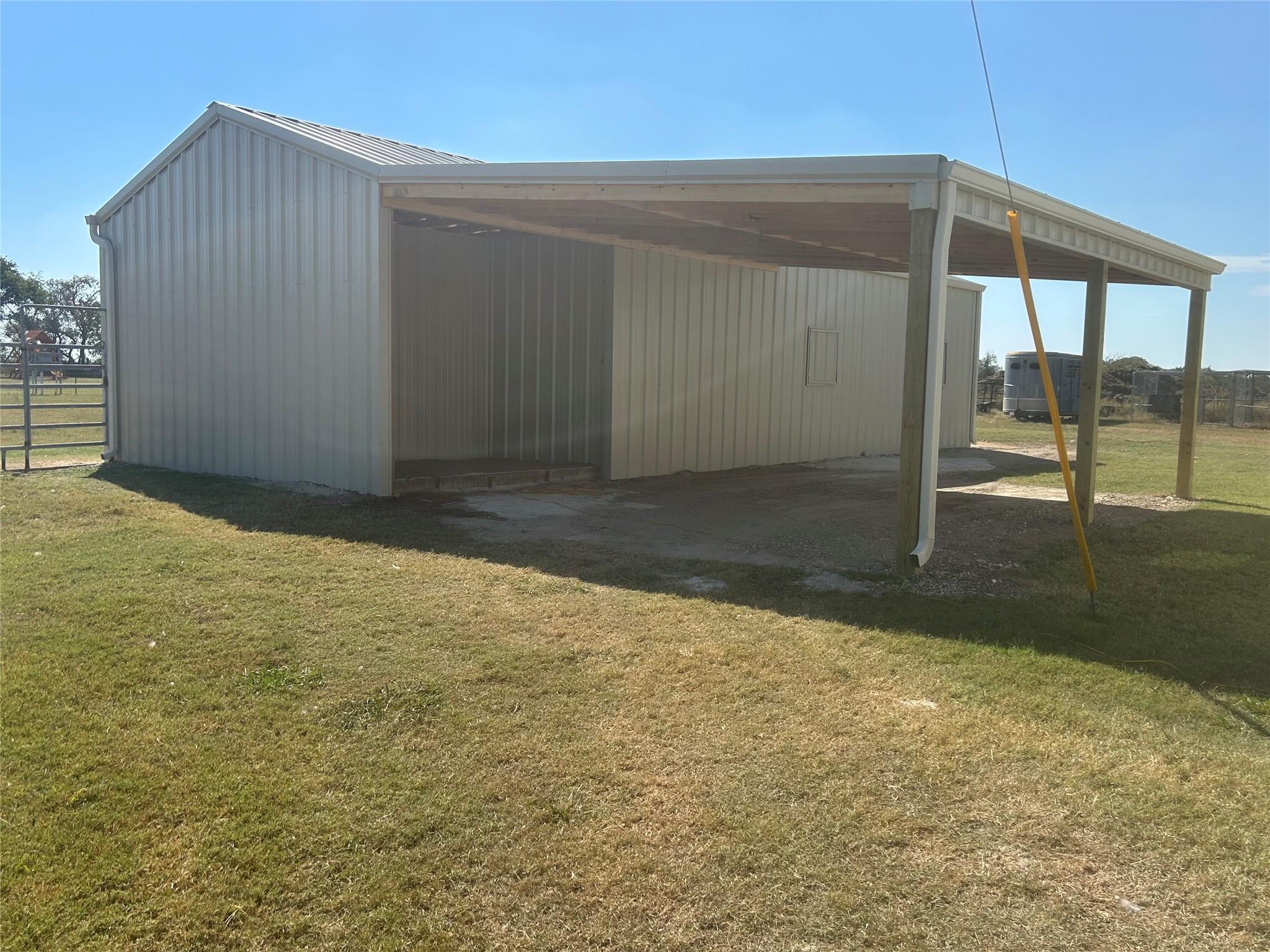 main property photo 39