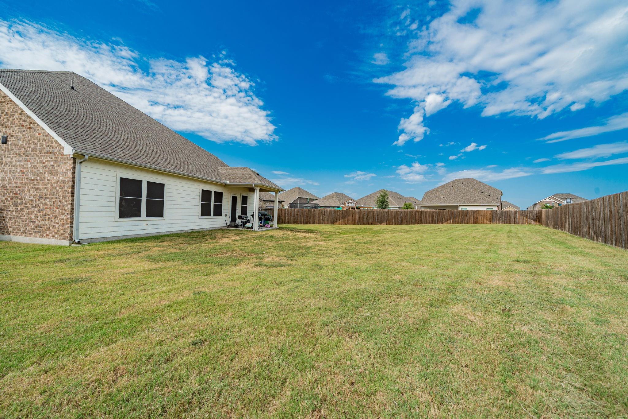 main property photo 36