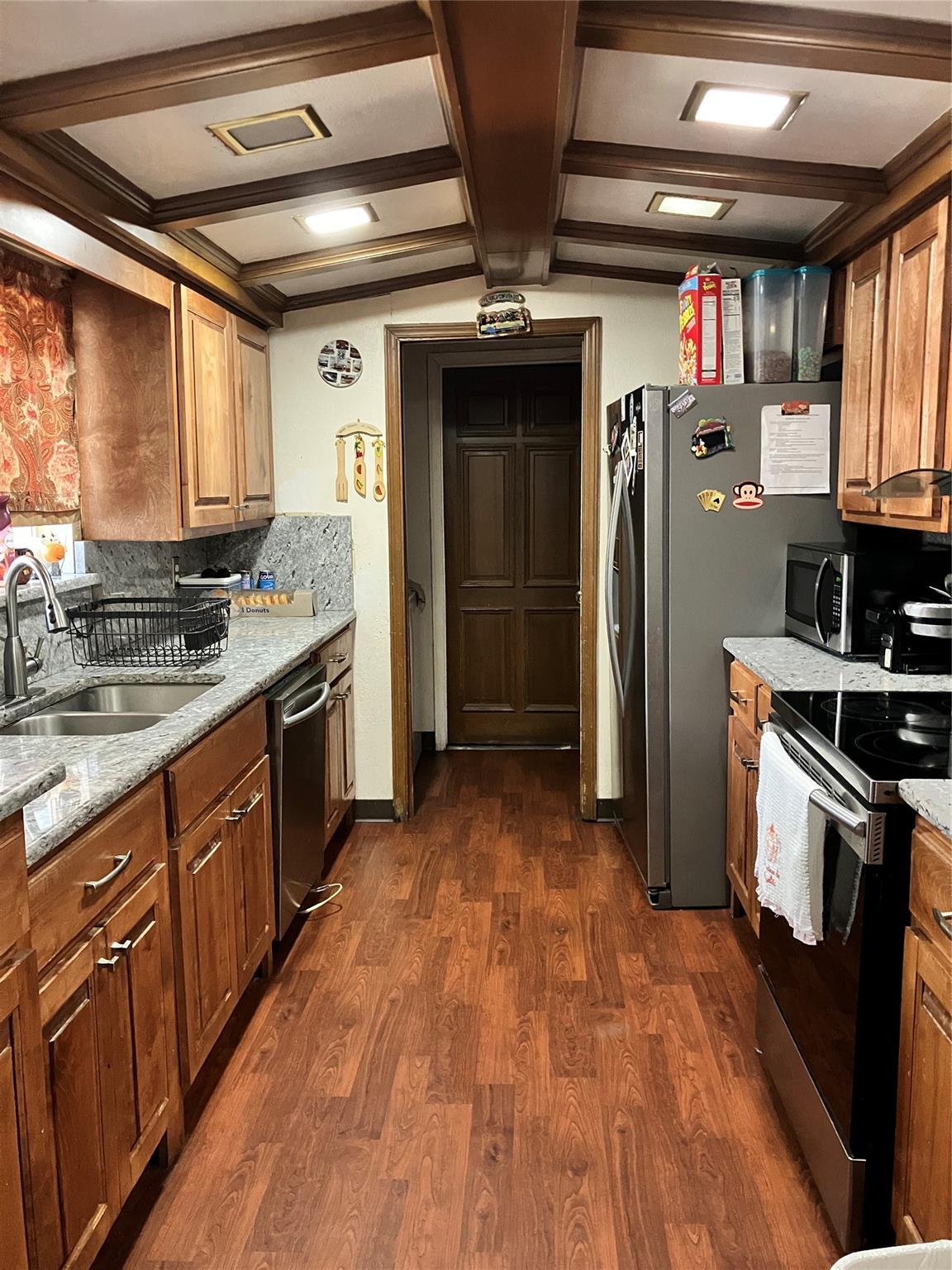 main property photo 8