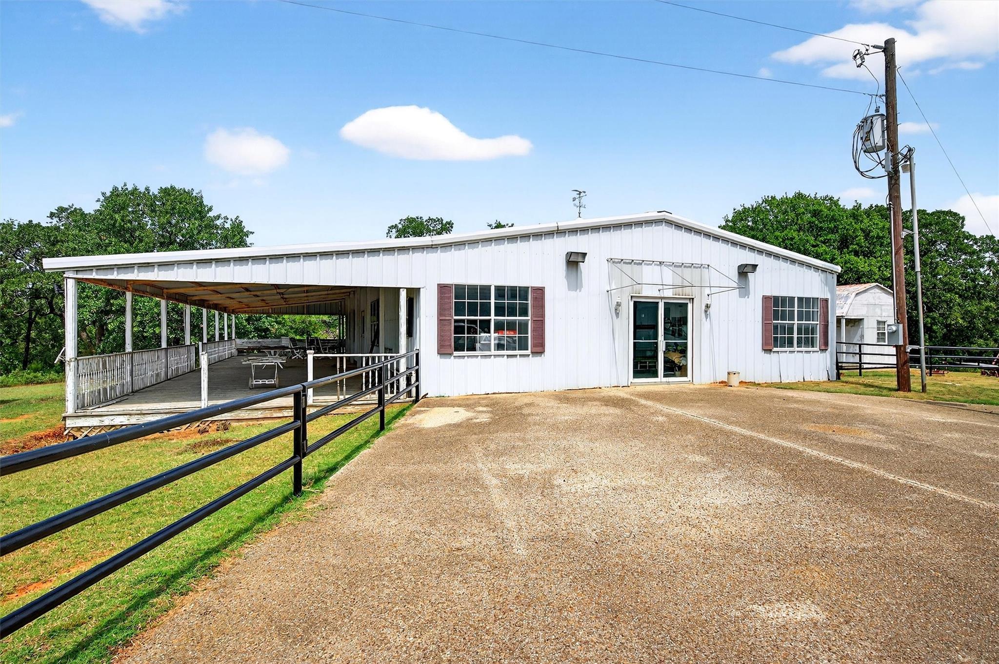 main property photo 36
