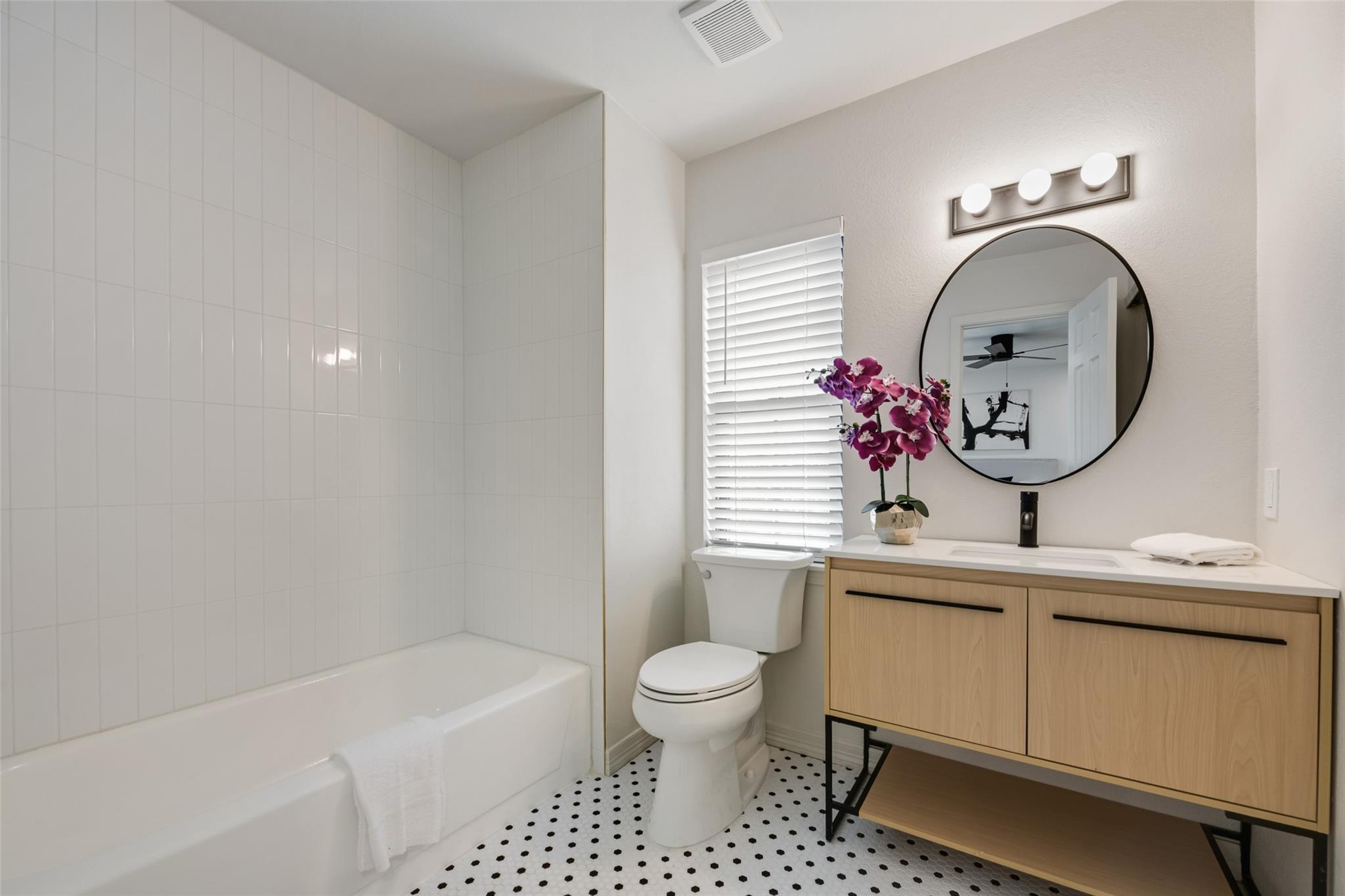 property viewer photo 15