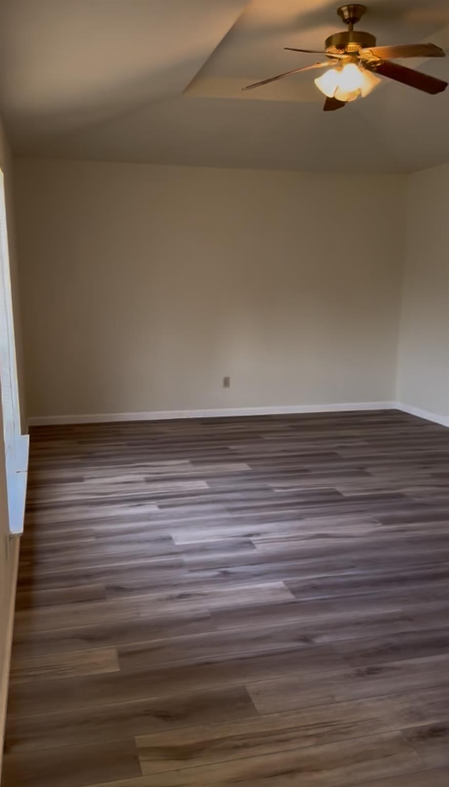 property viewer photo 2