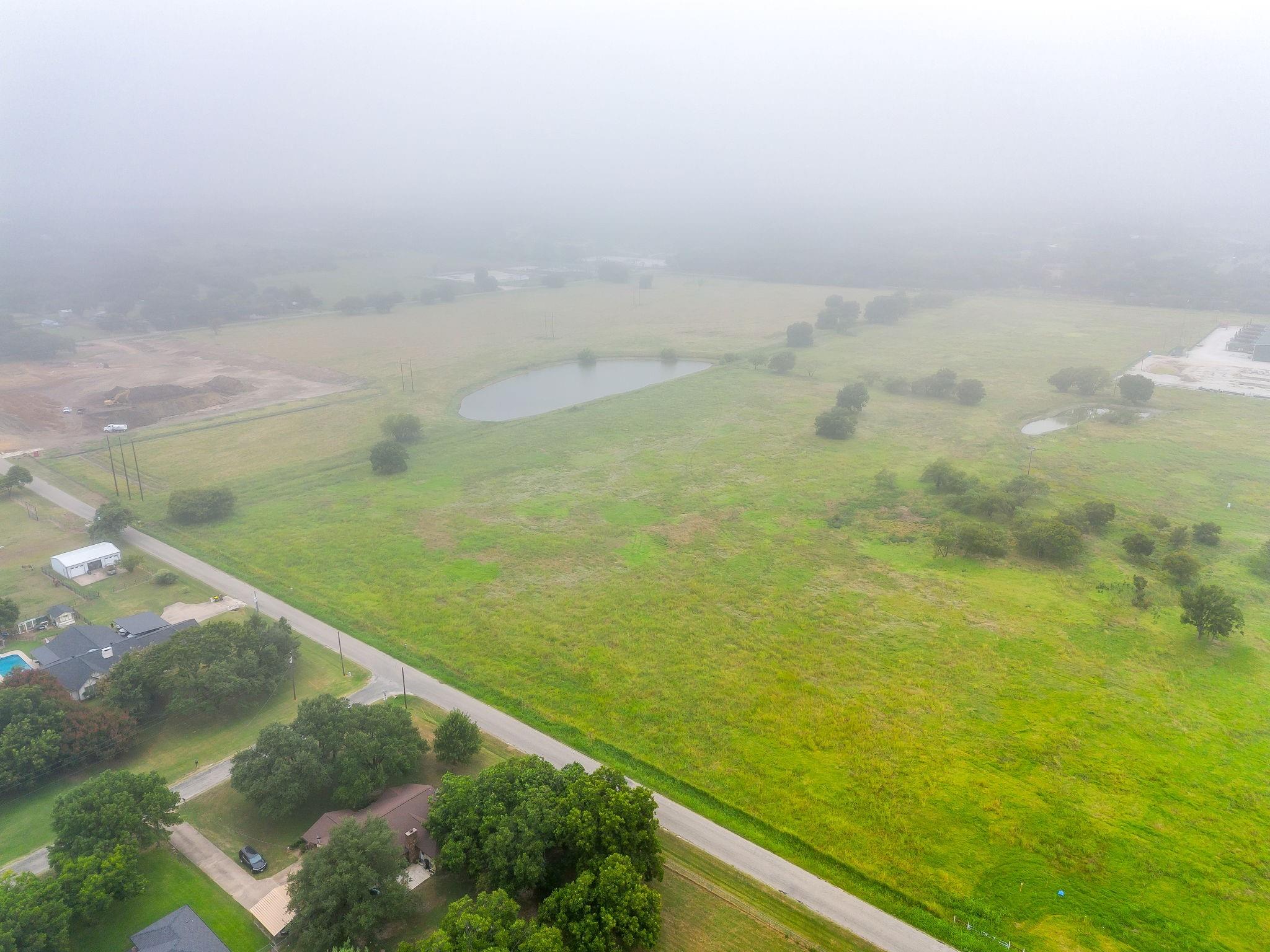 main property photo 9
