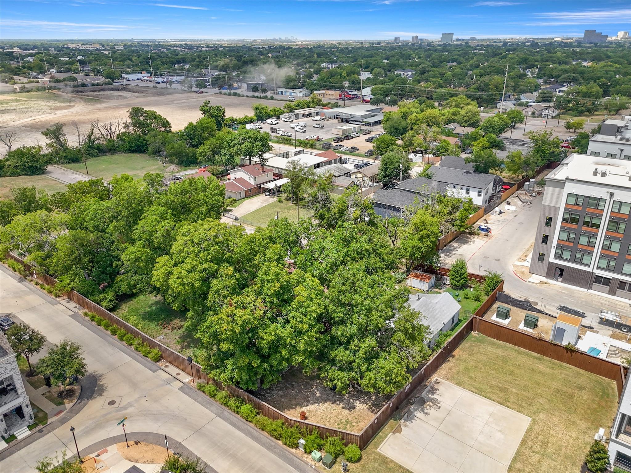 main property photo 4