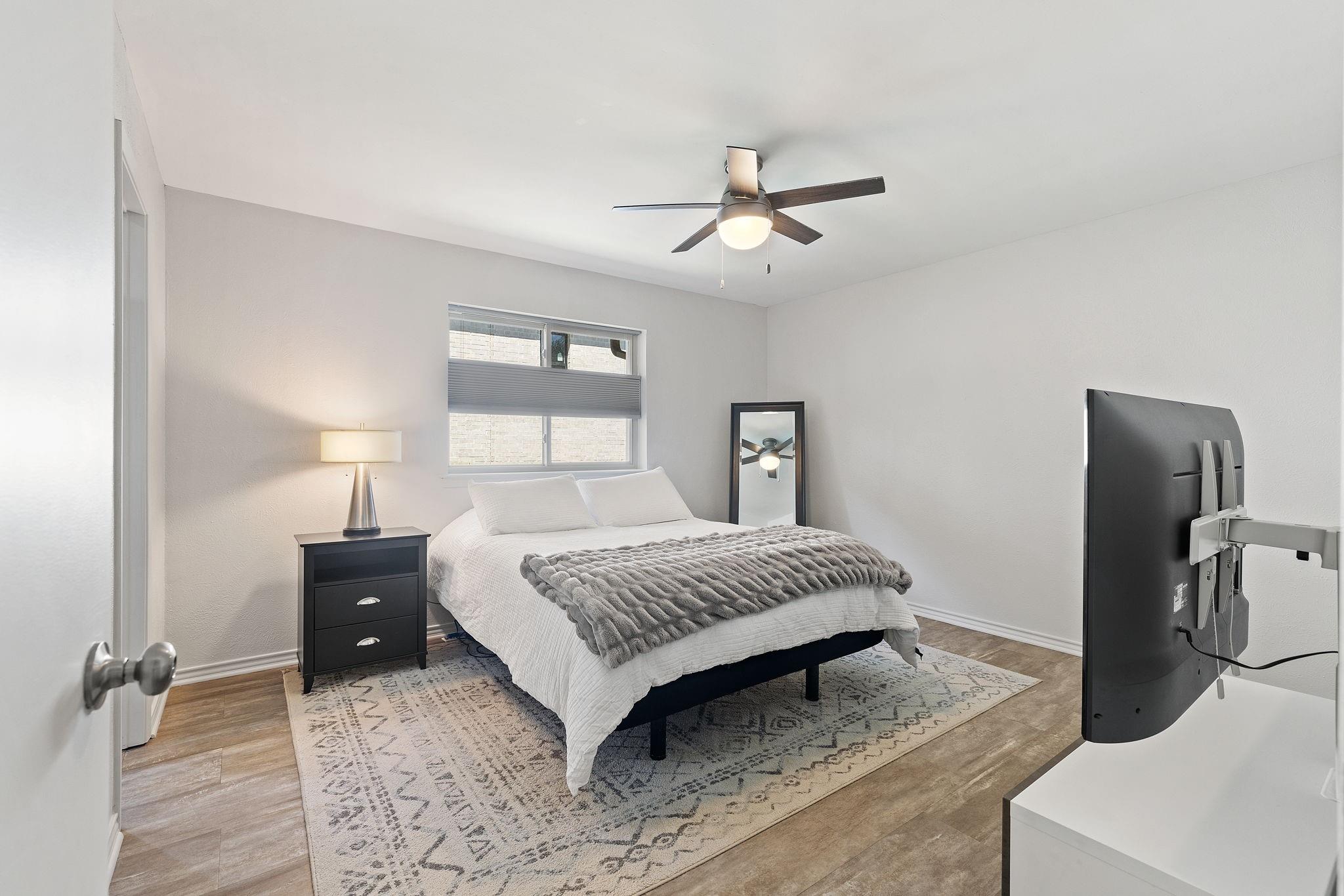 property viewer photo 24
