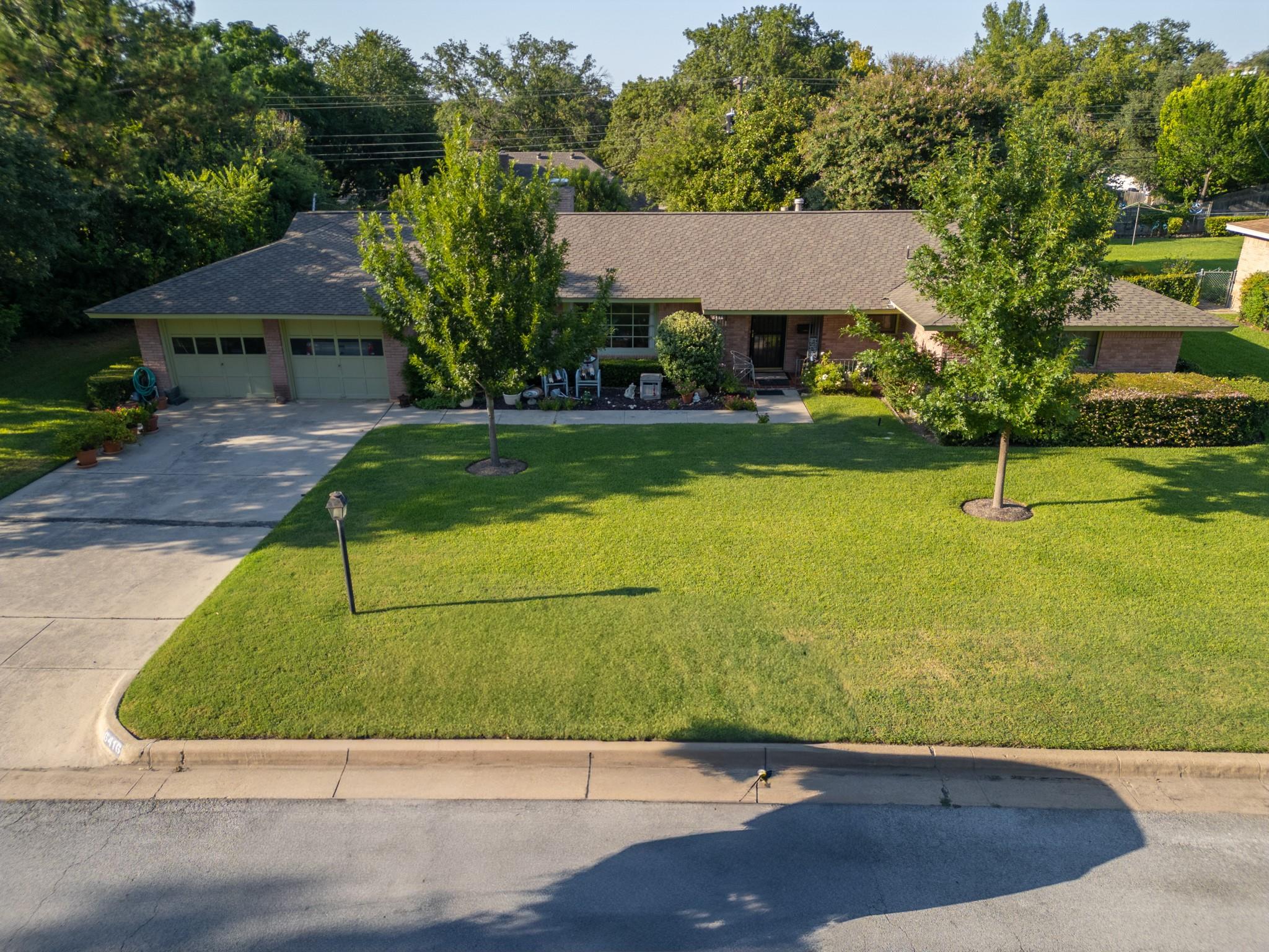 property viewer photo 1