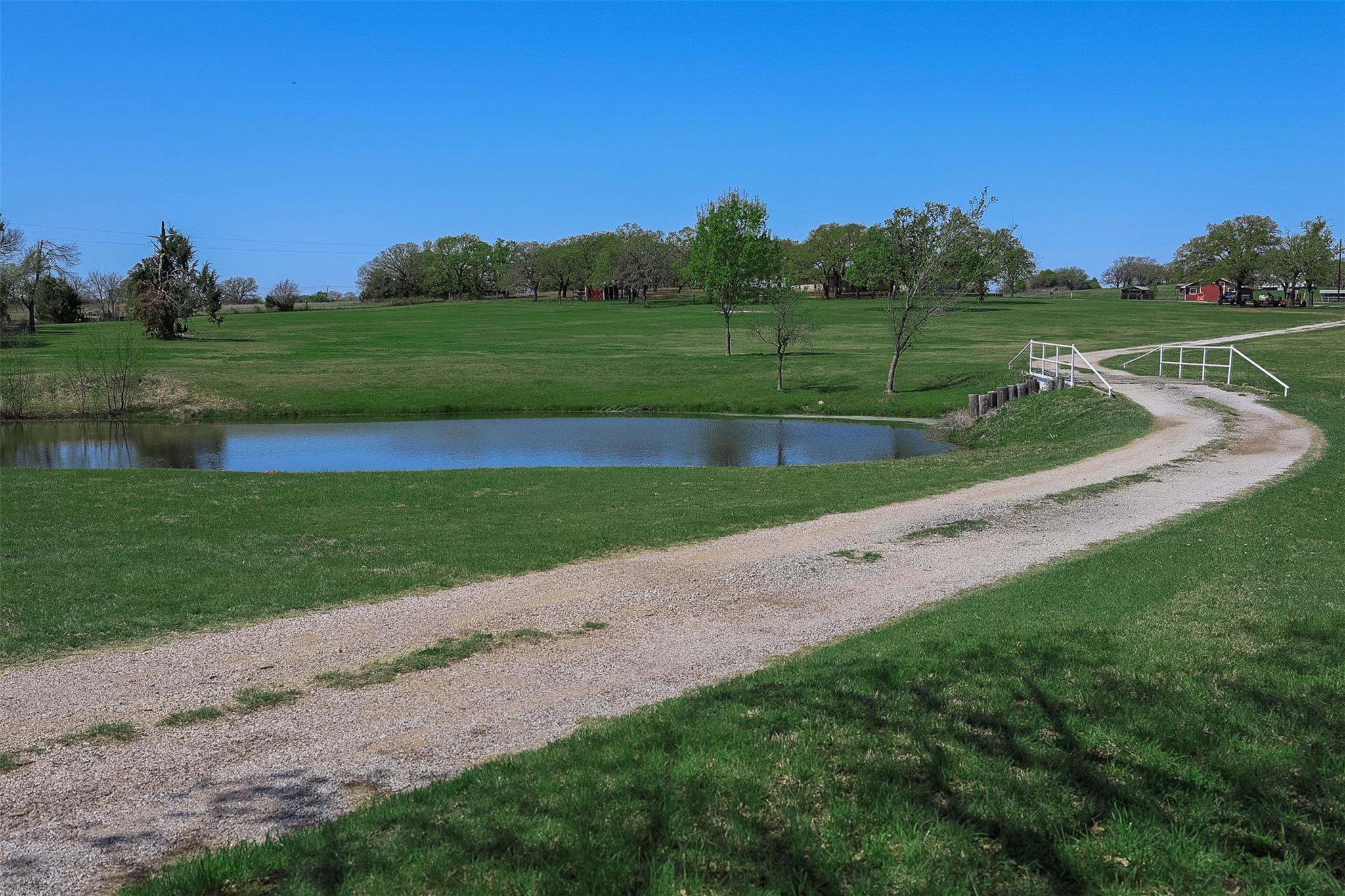 main property photo 20