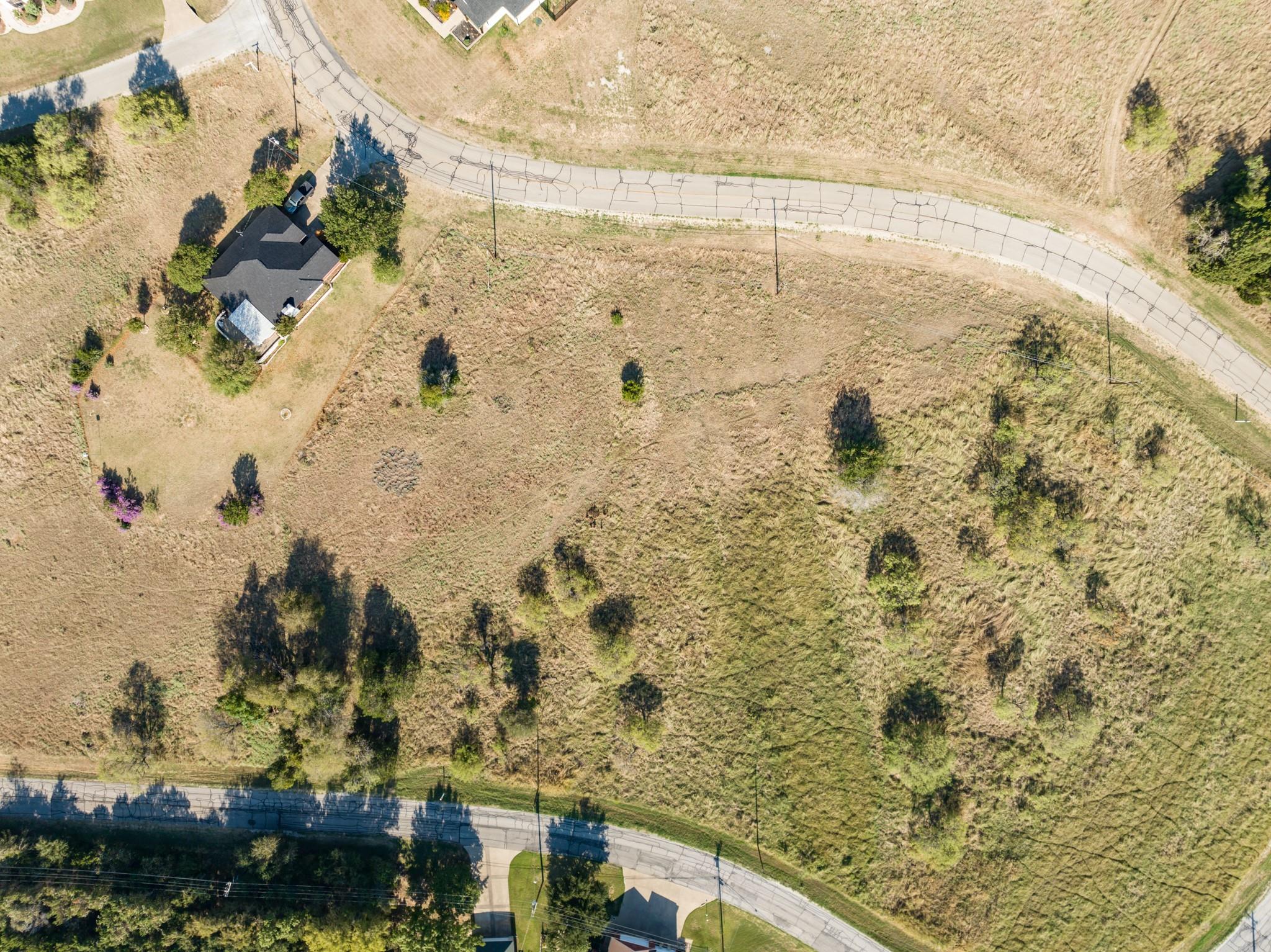 main property photo 17