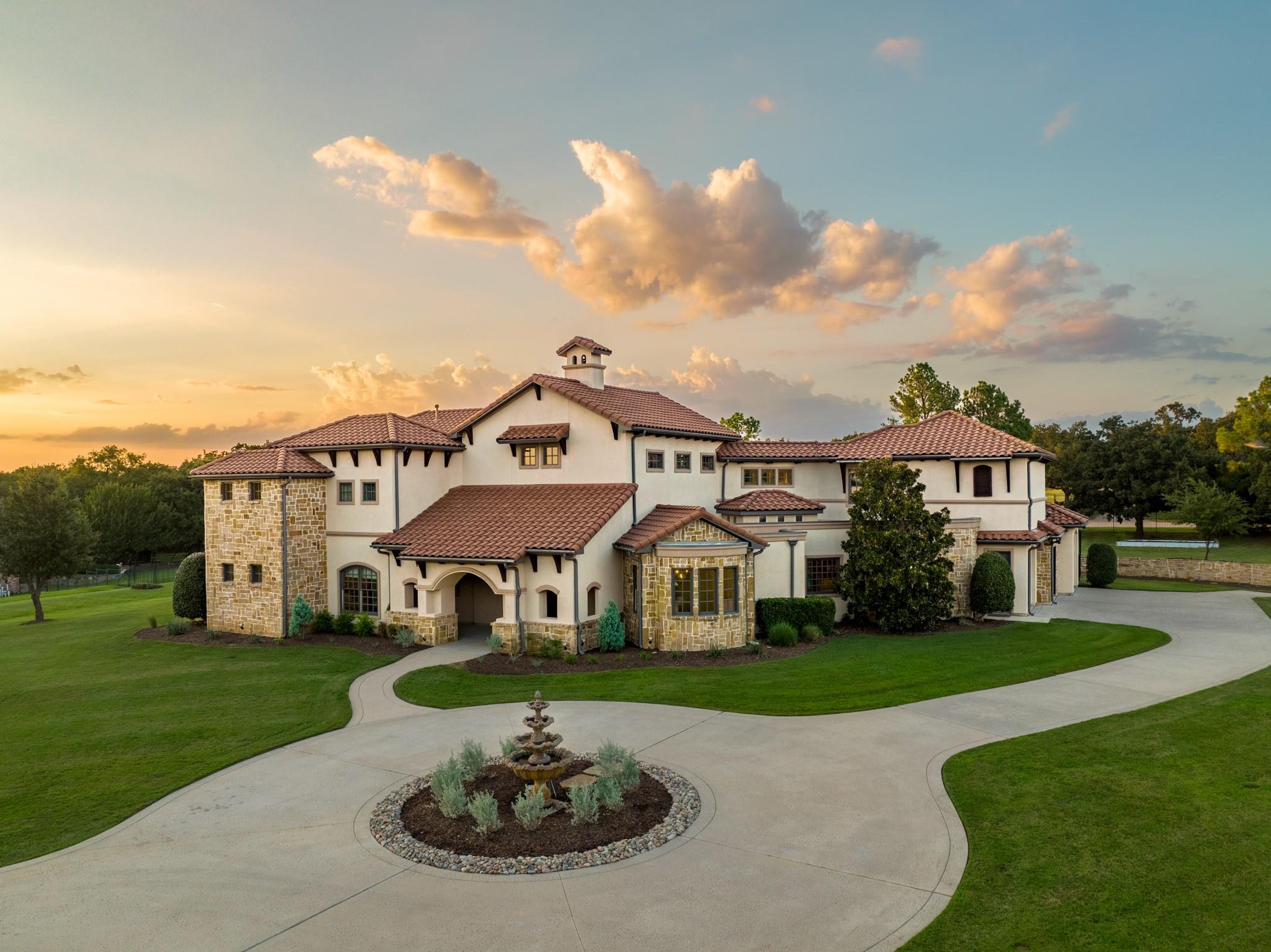 main property photo 3
