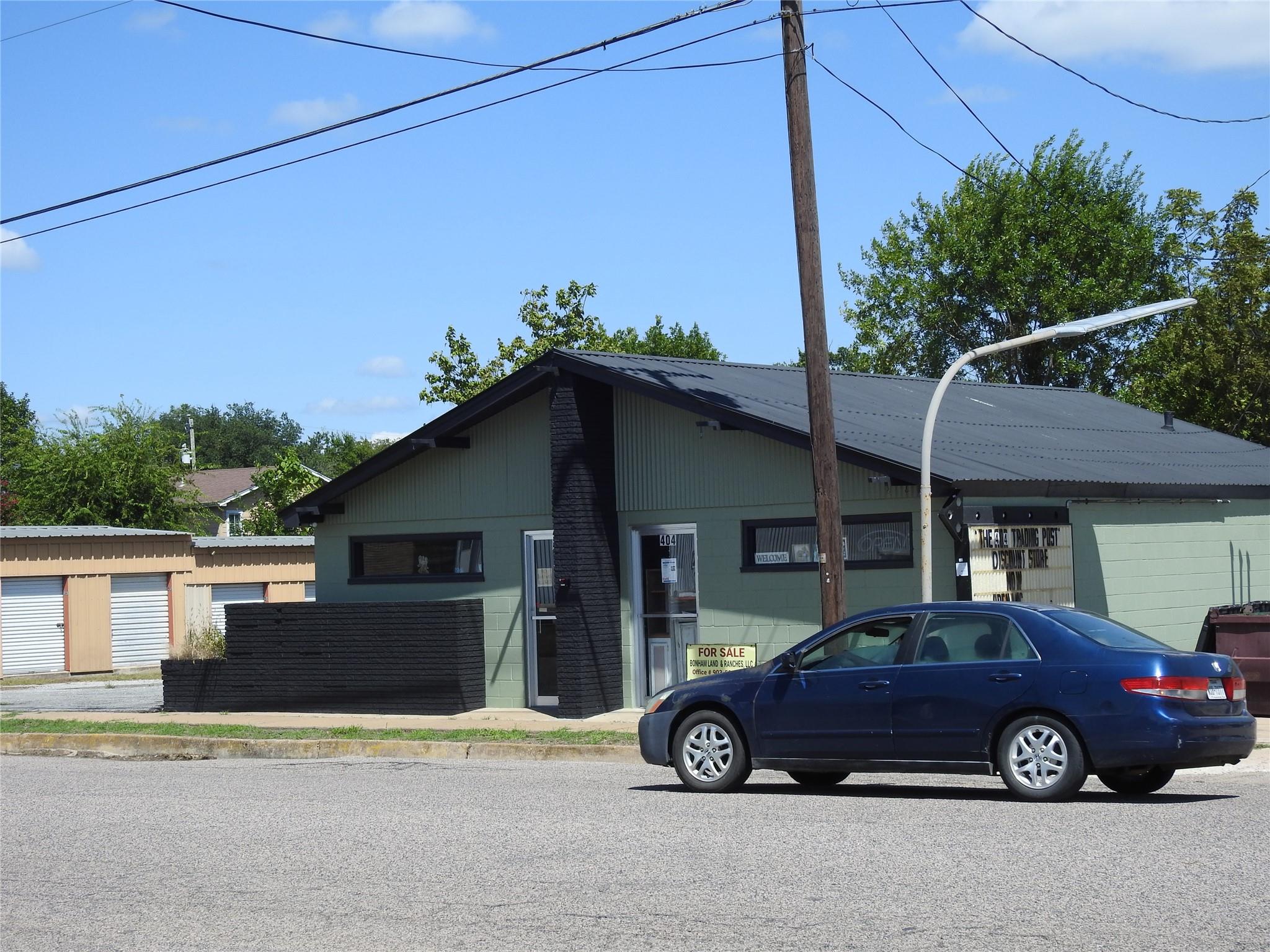 main property photo 4