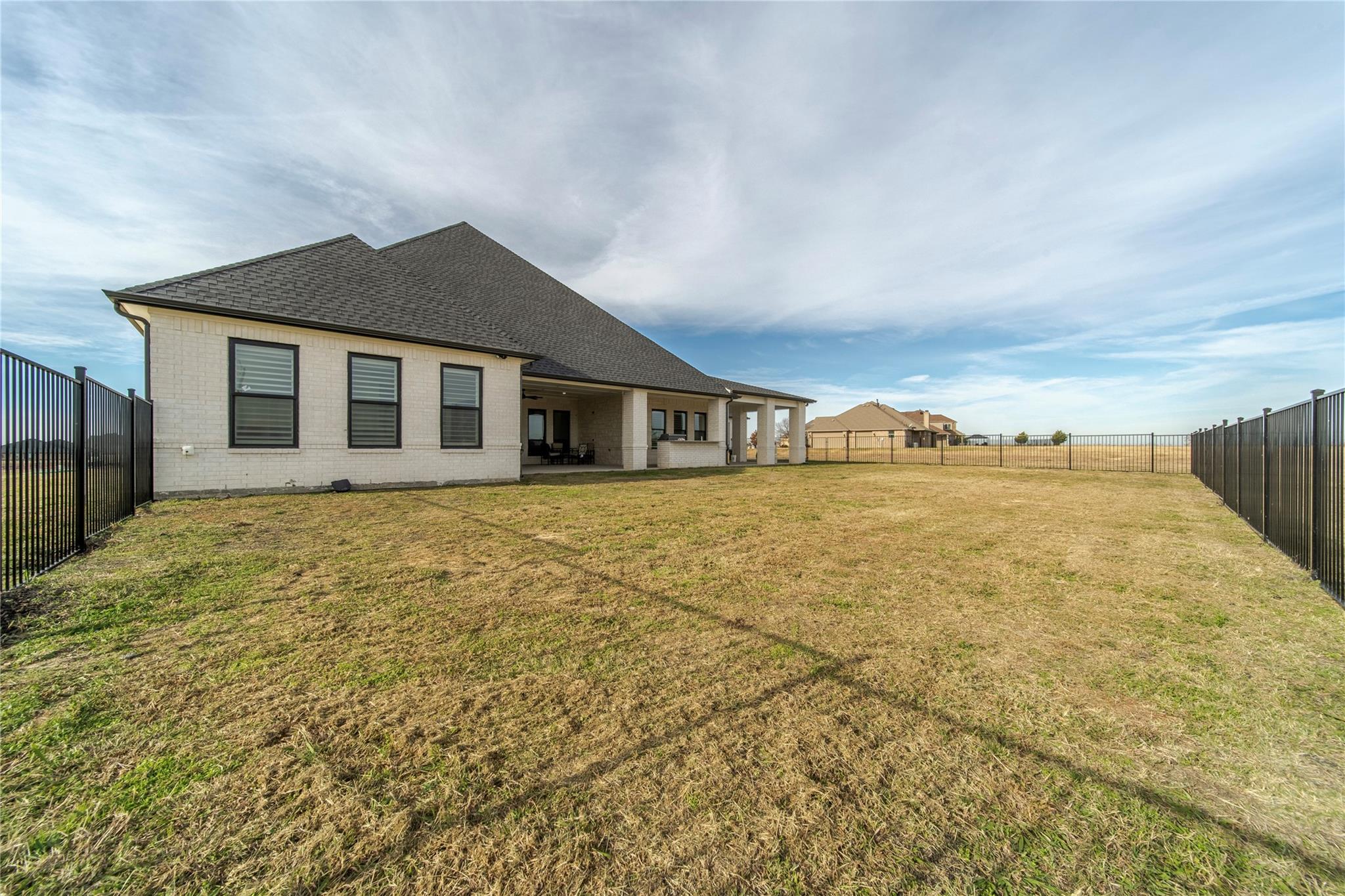 main property photo 35